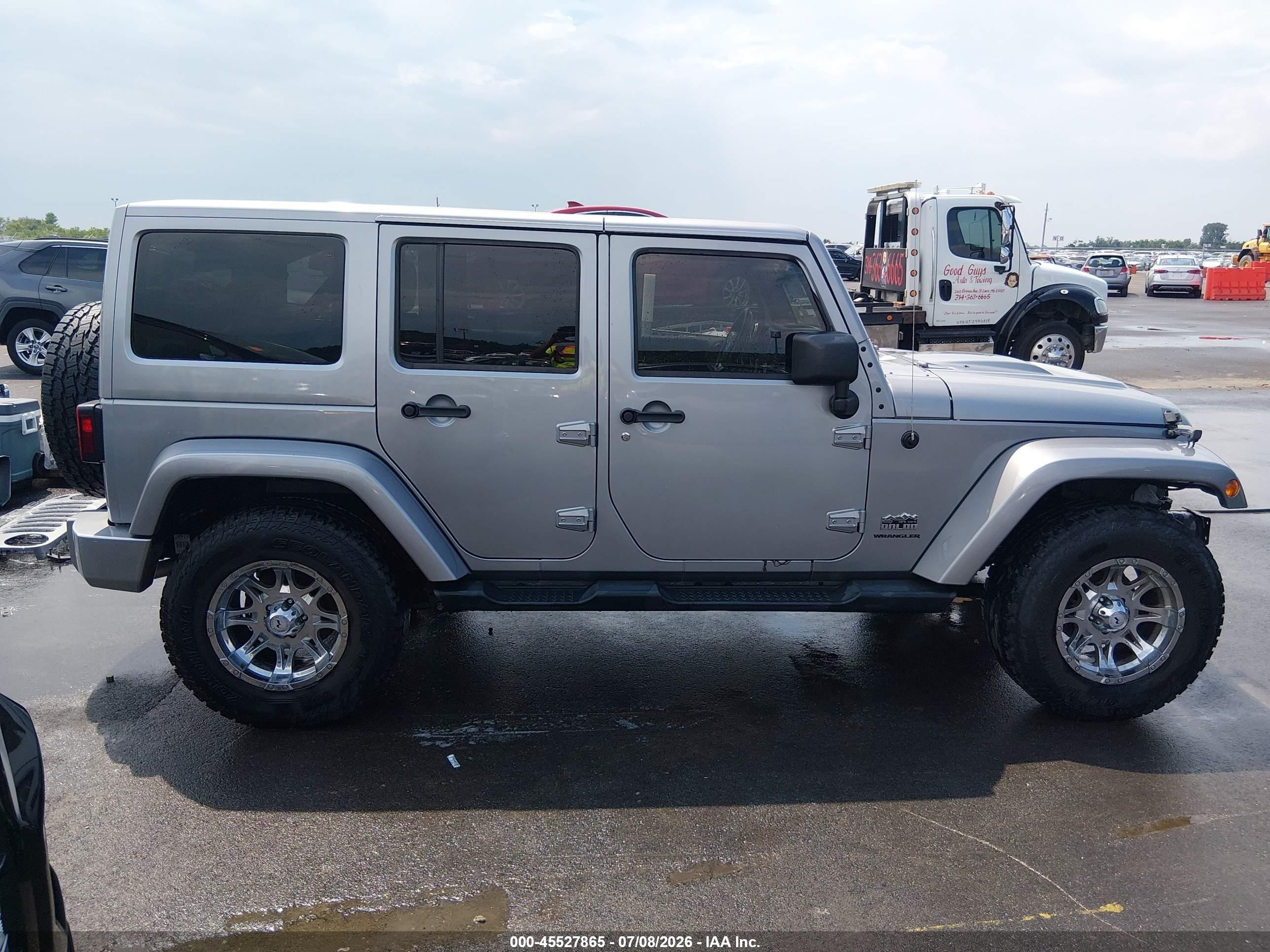 2014 Jeep Wrangler Unlimited Polar Edition Gray vin: 1C4HJWEG0EL203033