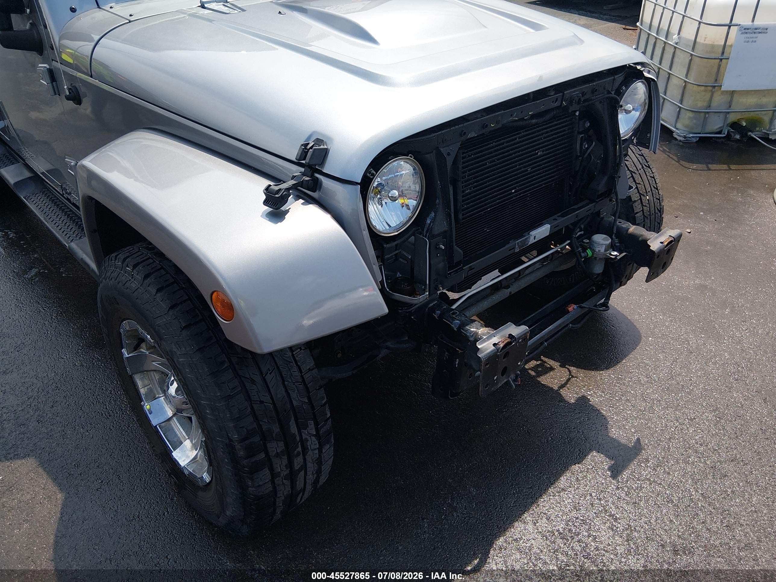 2014 Jeep Wrangler Unlimited Polar Edition Gray vin: 1C4HJWEG0EL203033