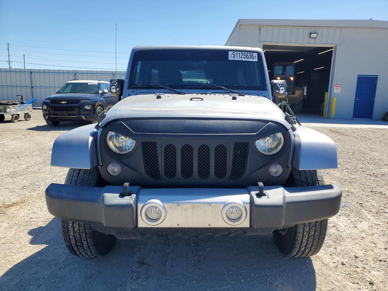 2015 Jeep Wrangler Unlimited Sahara Silver vin: 1C4HJWEG0FL541727