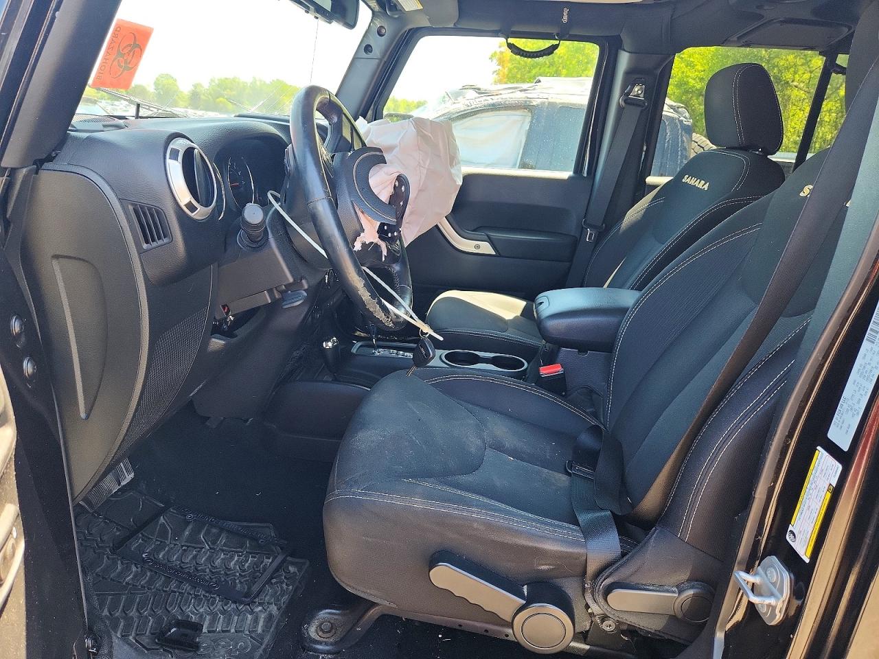 2015 Jeep Wrangler Unlimited Sahara Black vin: 1C4HJWEG0FL666467