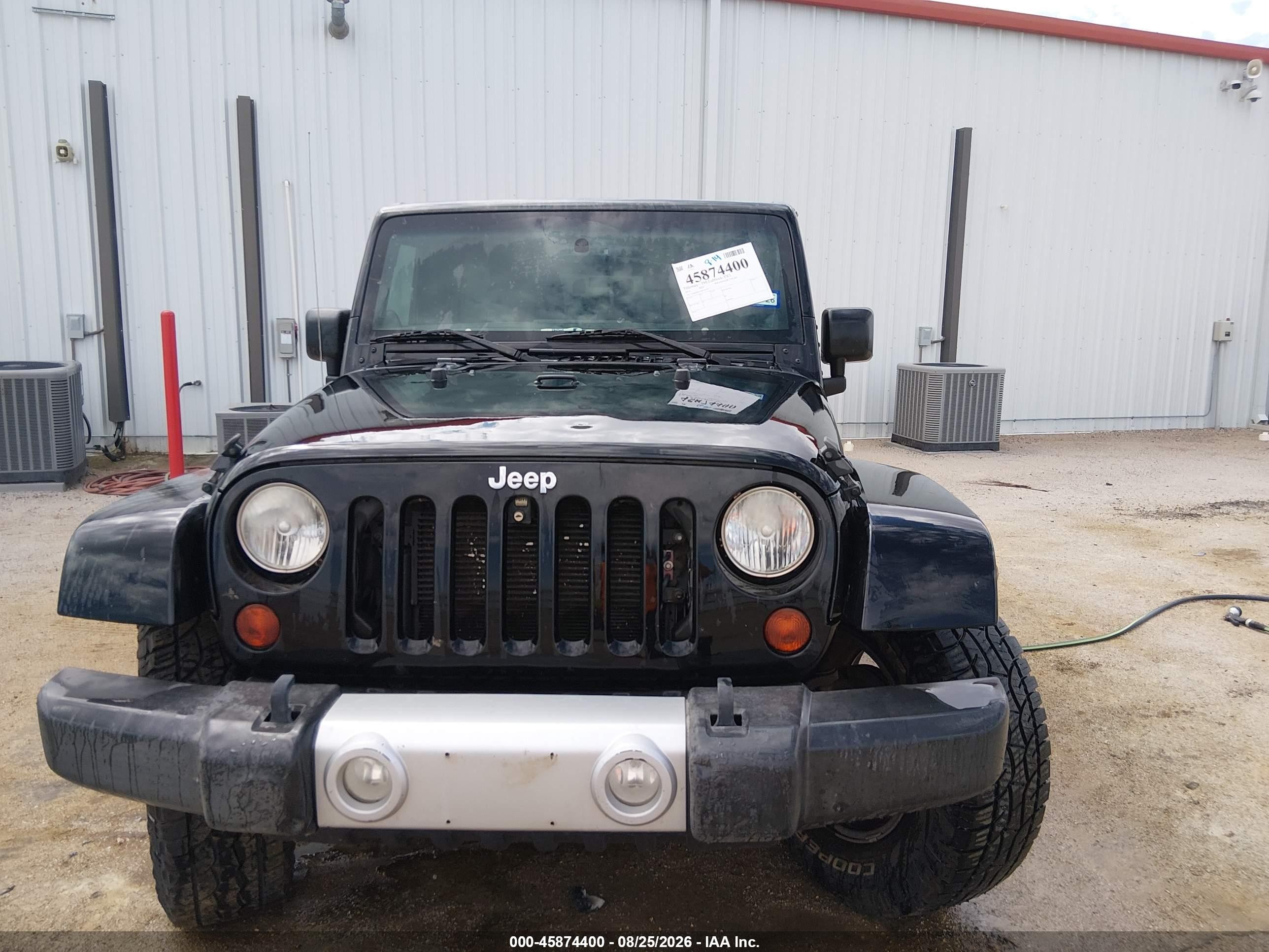 2013 Jeep Wrangler Unlimited Sahara Black vin: 1C4HJWEG1DL513271