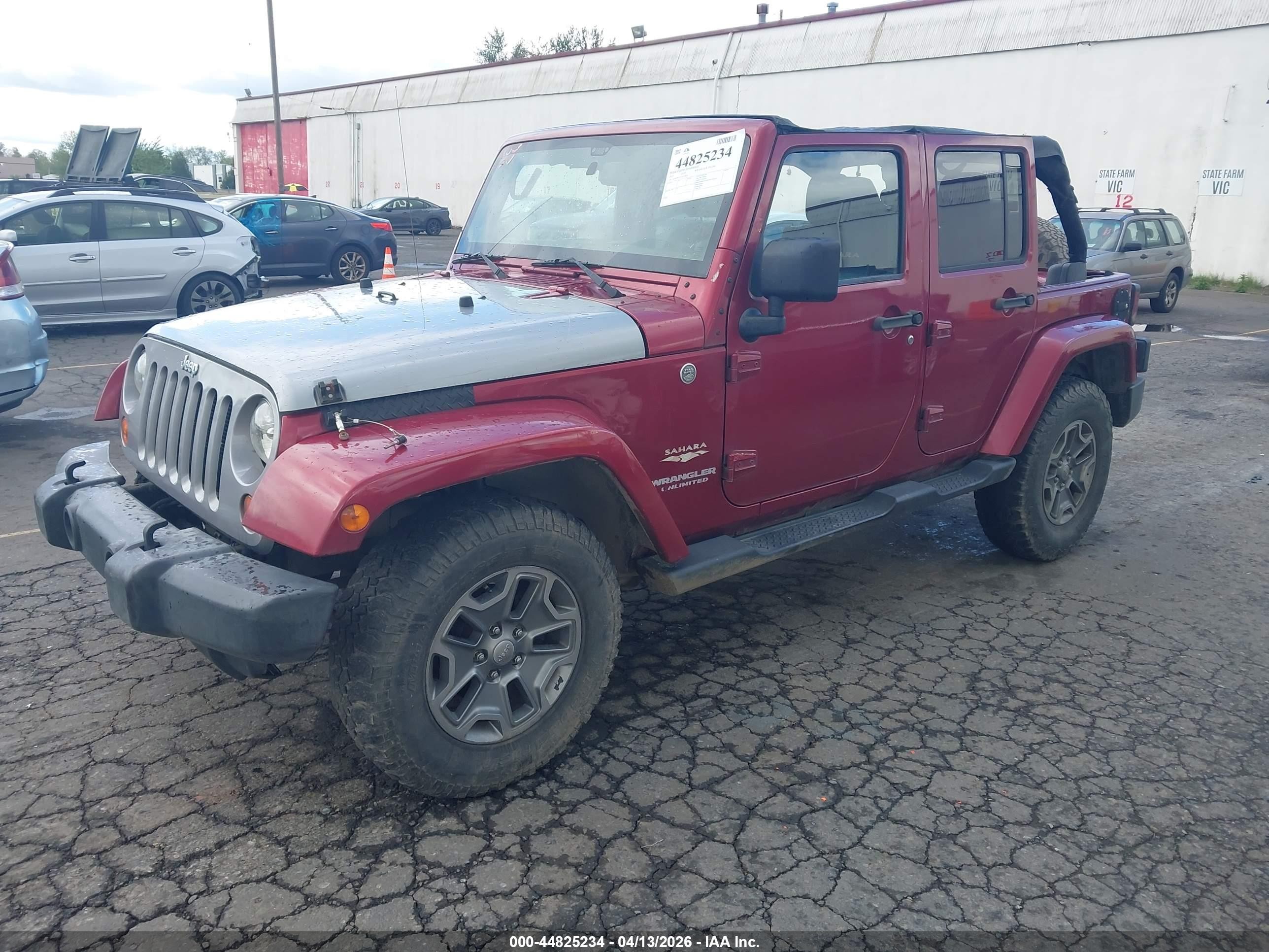 2013 Jeep Wrangler Unlimited Sahara Красный vin: 1C4HJWEG1DL539630