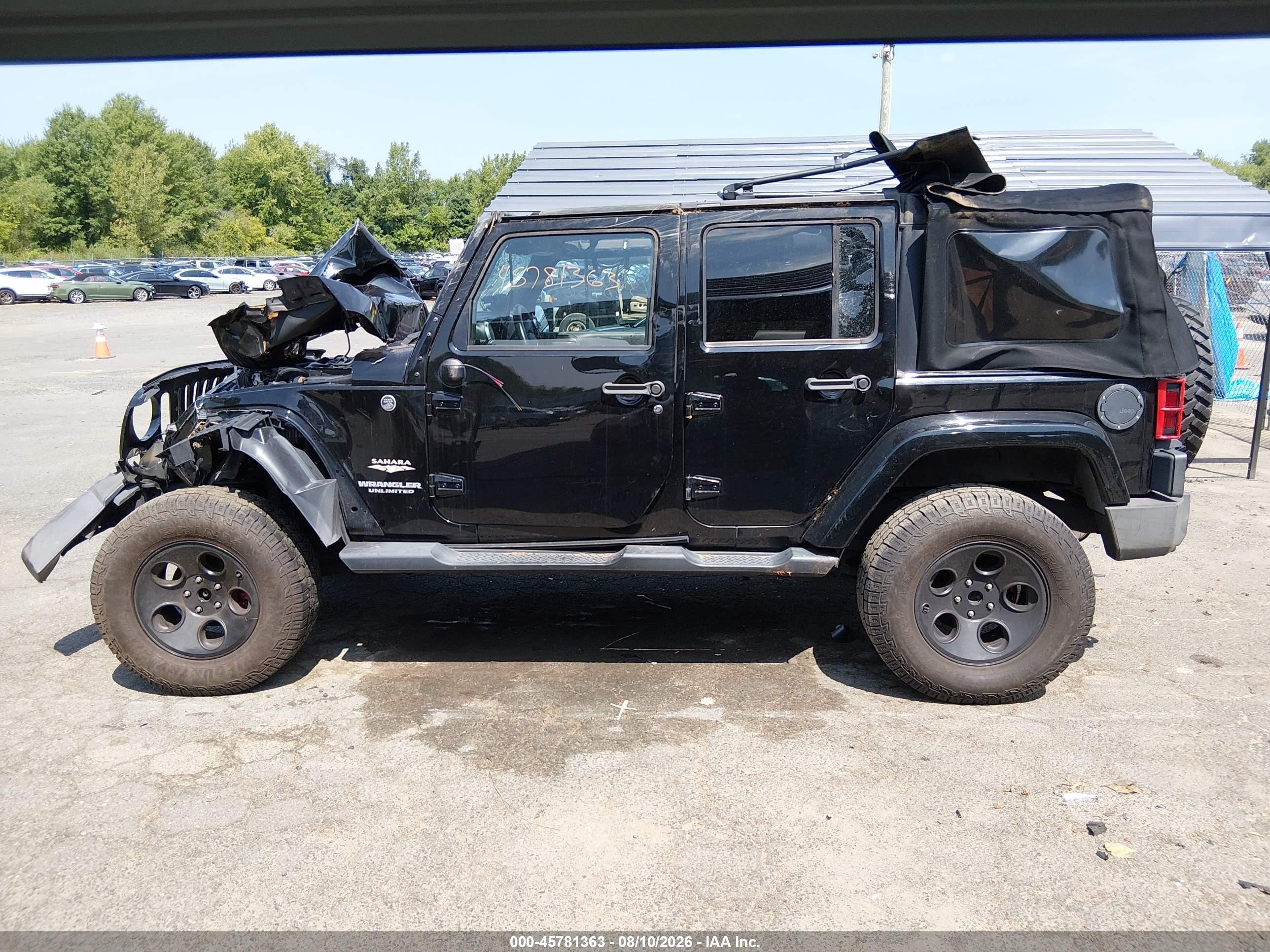 2013 Jeep Wrangler Unlimited Sahara Black vin: 1C4HJWEG1DL608655