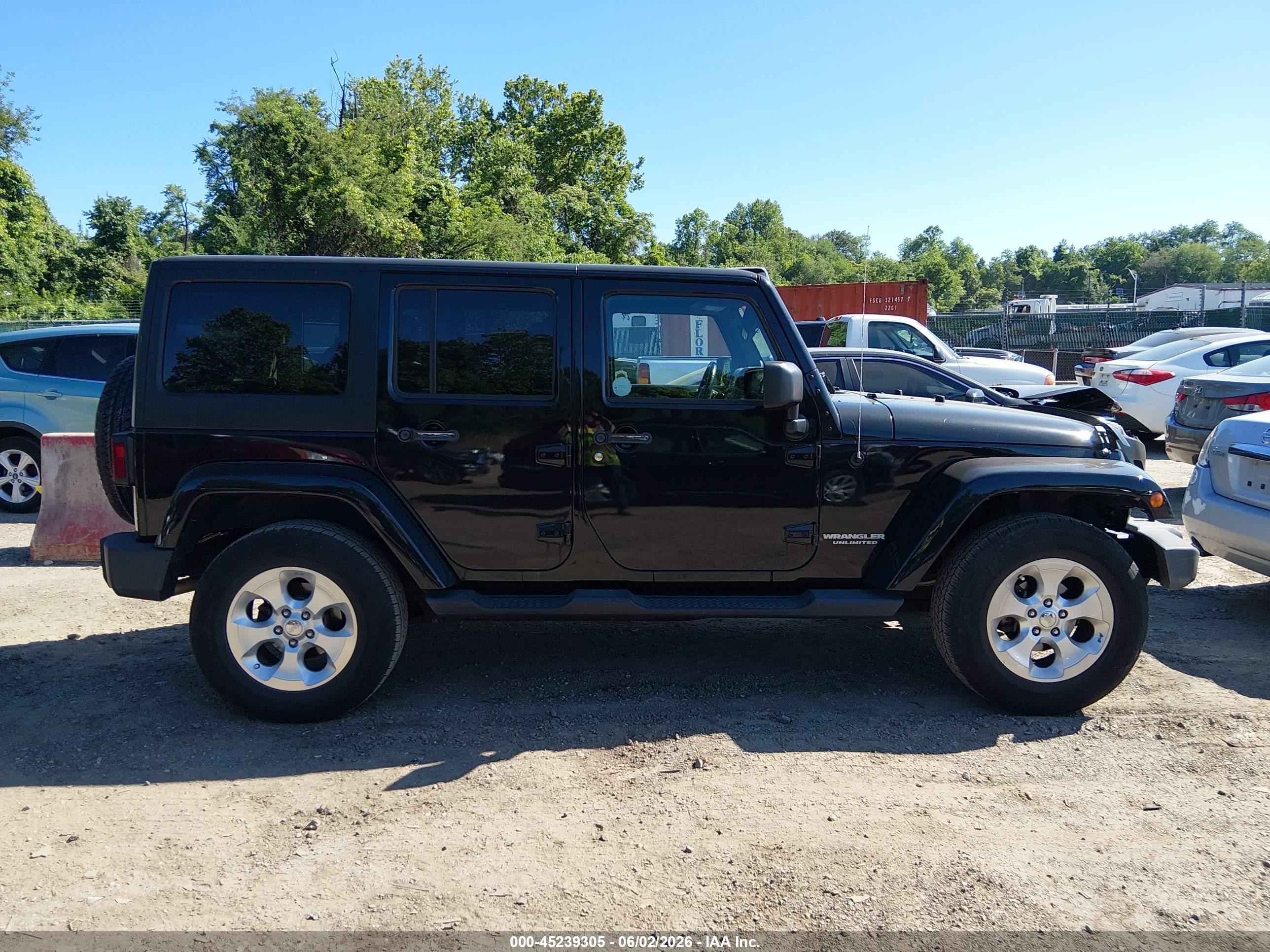2014 Jeep Wrangler Unlimited Sahara Black vin: 1C4HJWEG1EL261989