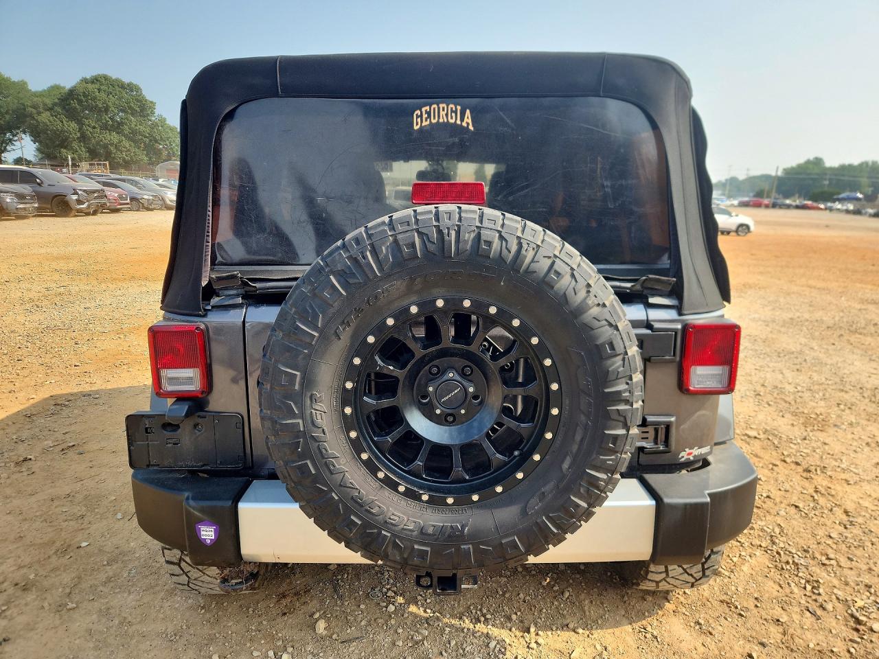 2014 Jeep Wrangler Unlimited Sahara Gray vin: 1C4HJWEG1EL279246