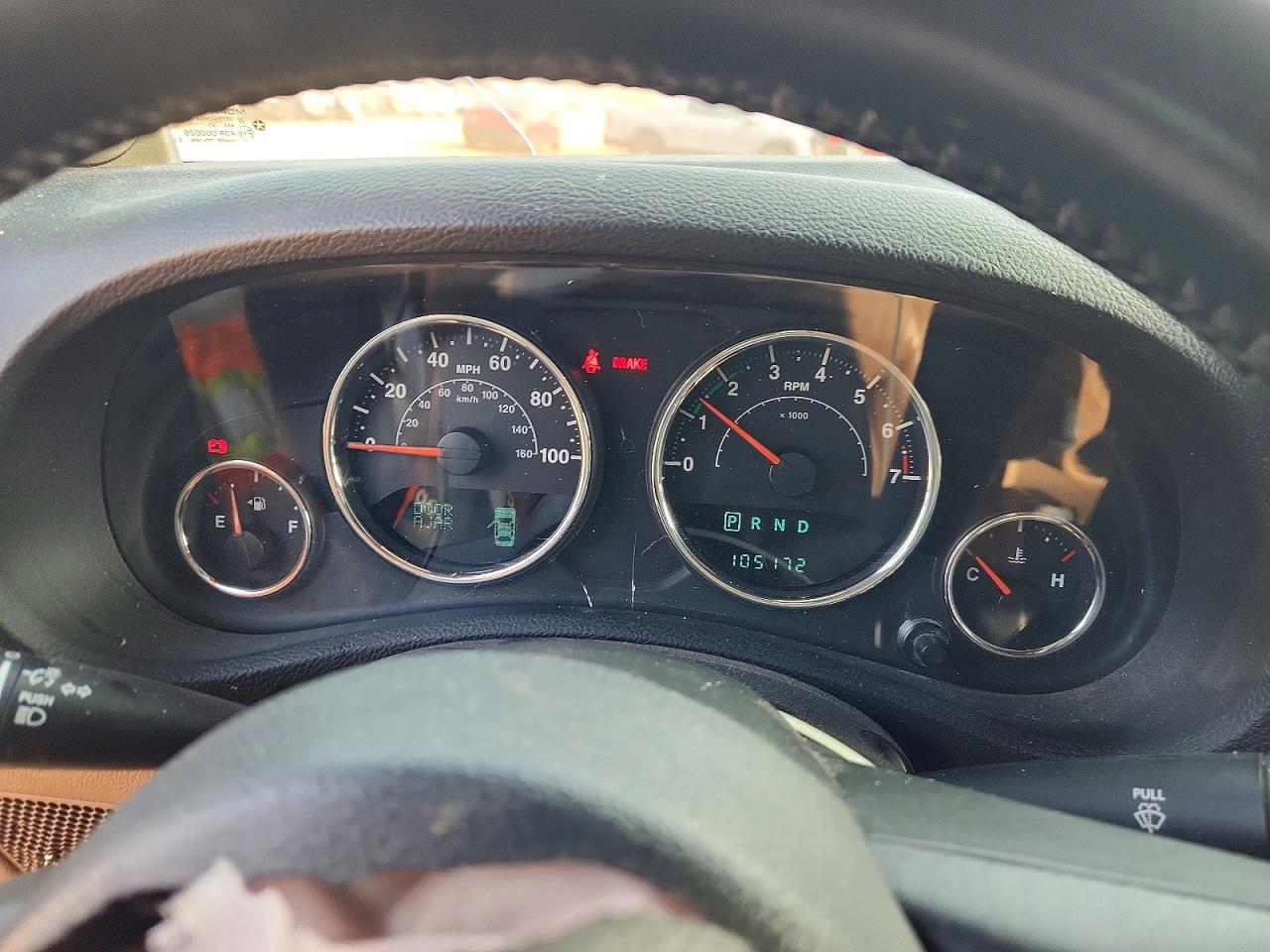 2014 Jeep Wrangler Unlimited Sahara Gray vin: 1C4HJWEG1EL279246