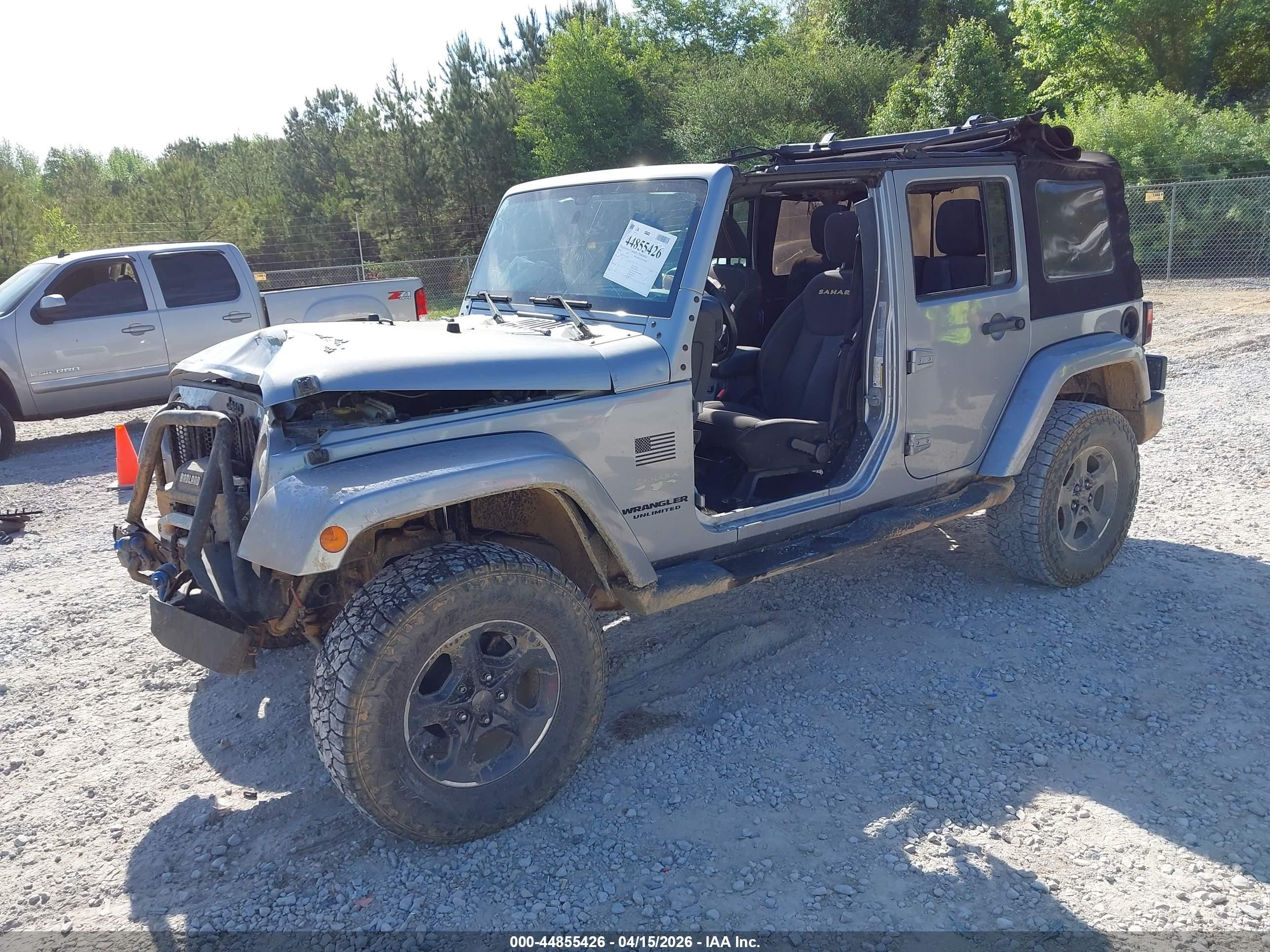 2015 Jeep Wrangler Unlimited Sahara Silver vin: 1C4HJWEG1FL635289