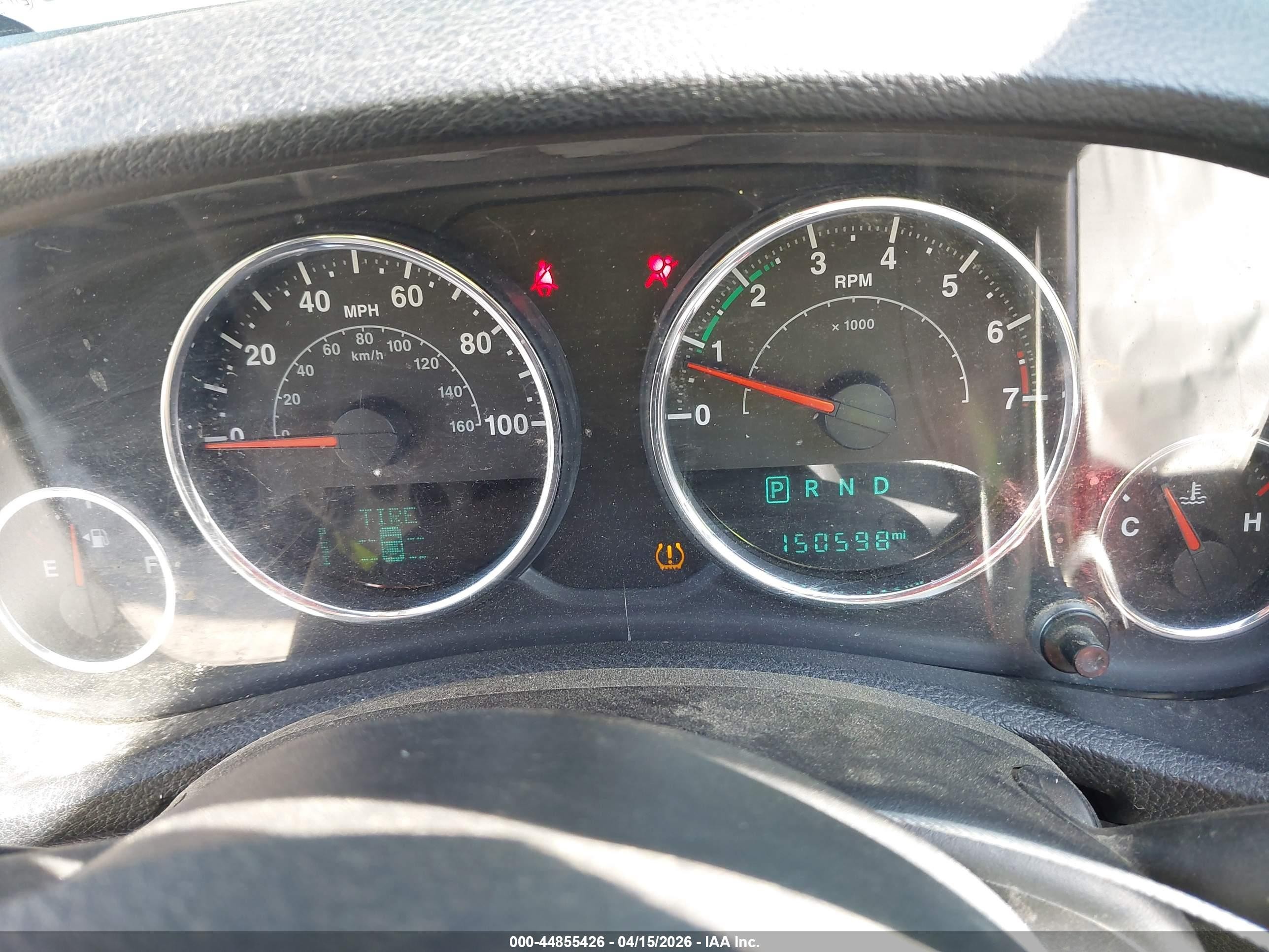 2015 Jeep Wrangler Unlimited Sahara Silver vin: 1C4HJWEG1FL635289