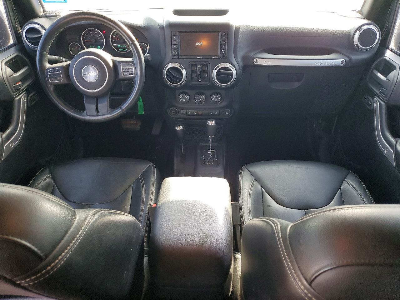 2015 Jeep Wrangler Unlimited Sahara Черный vin: 1C4HJWEG1FL641772