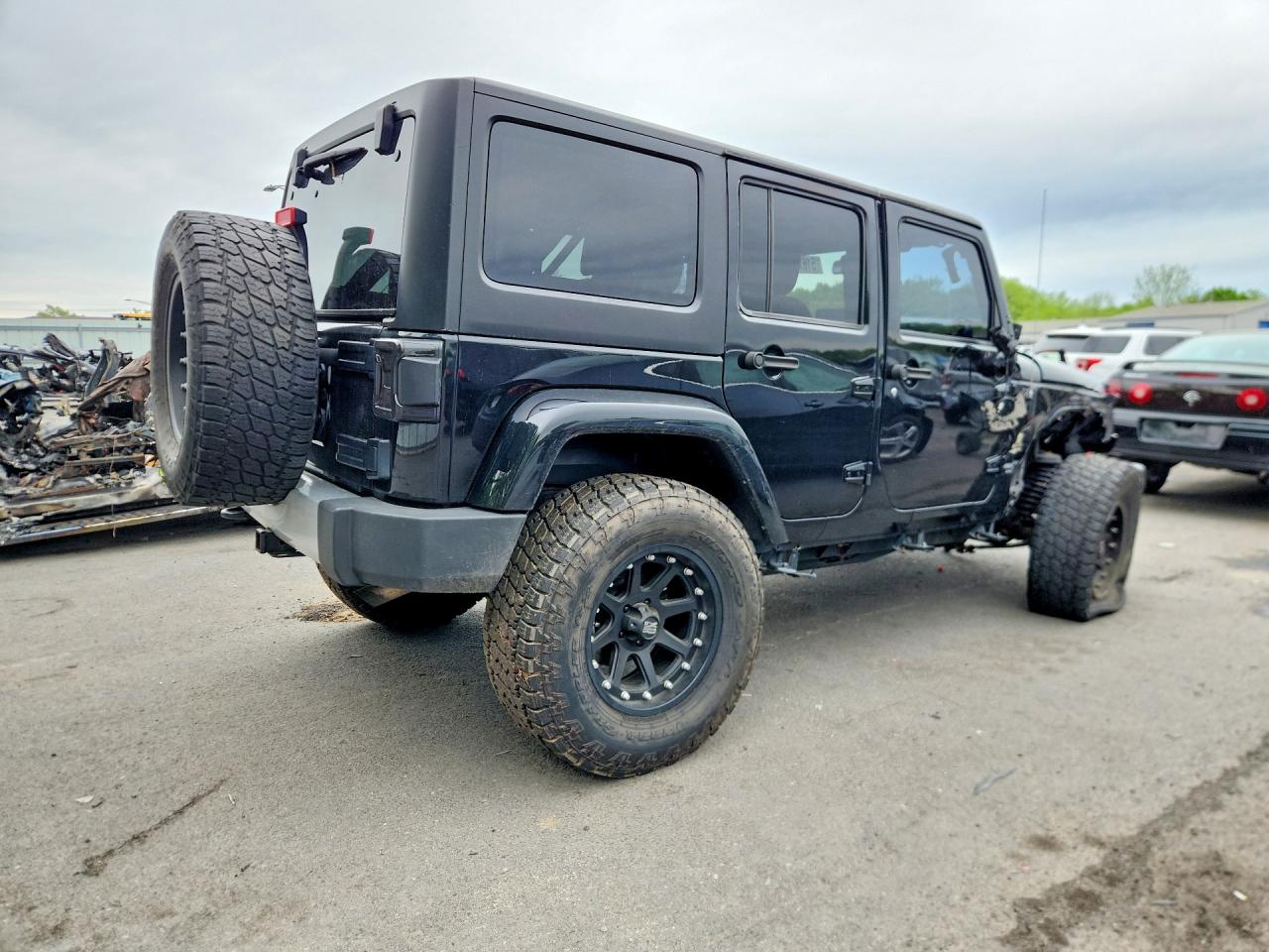 2015 Jeep Wrangler Unlimited Sahara Black vin: 1C4HJWEG1FL646633
