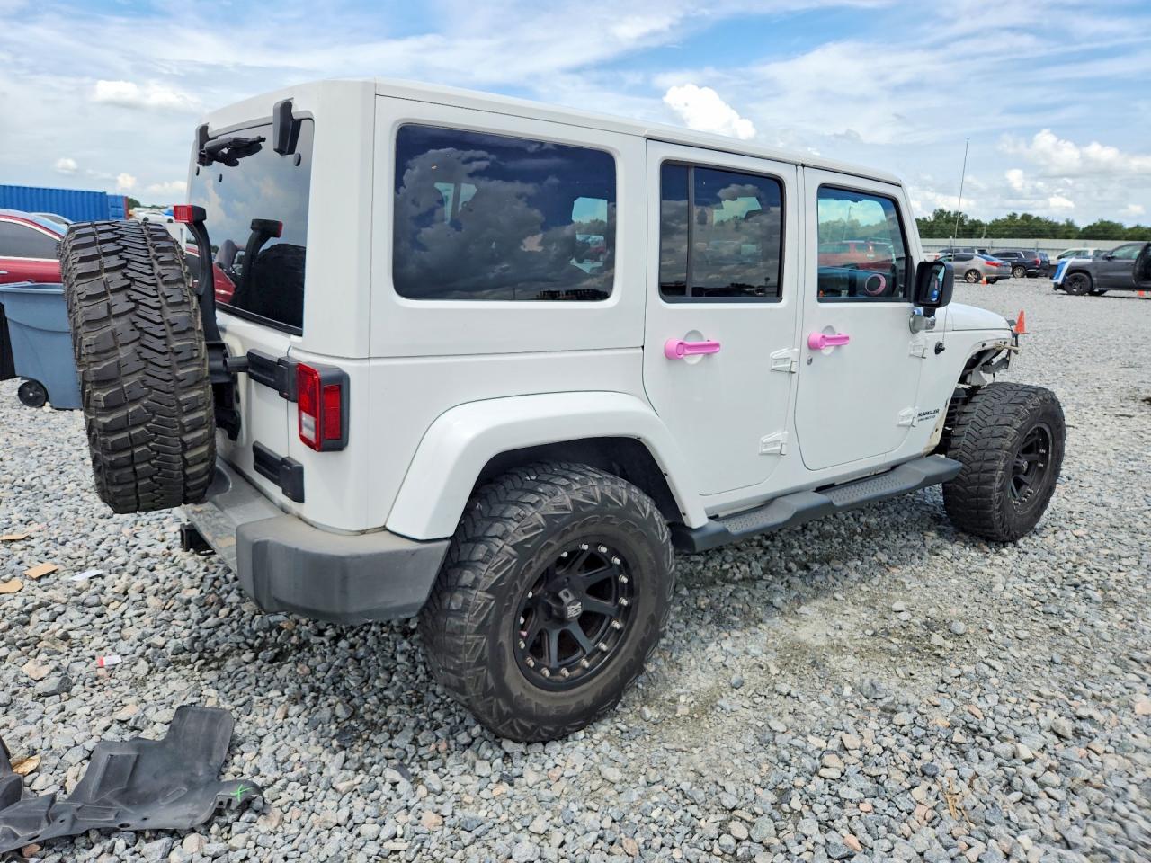 2012 Jeep Wrangler Unlimited Sahara White vin: 1C4HJWEG2CL166578