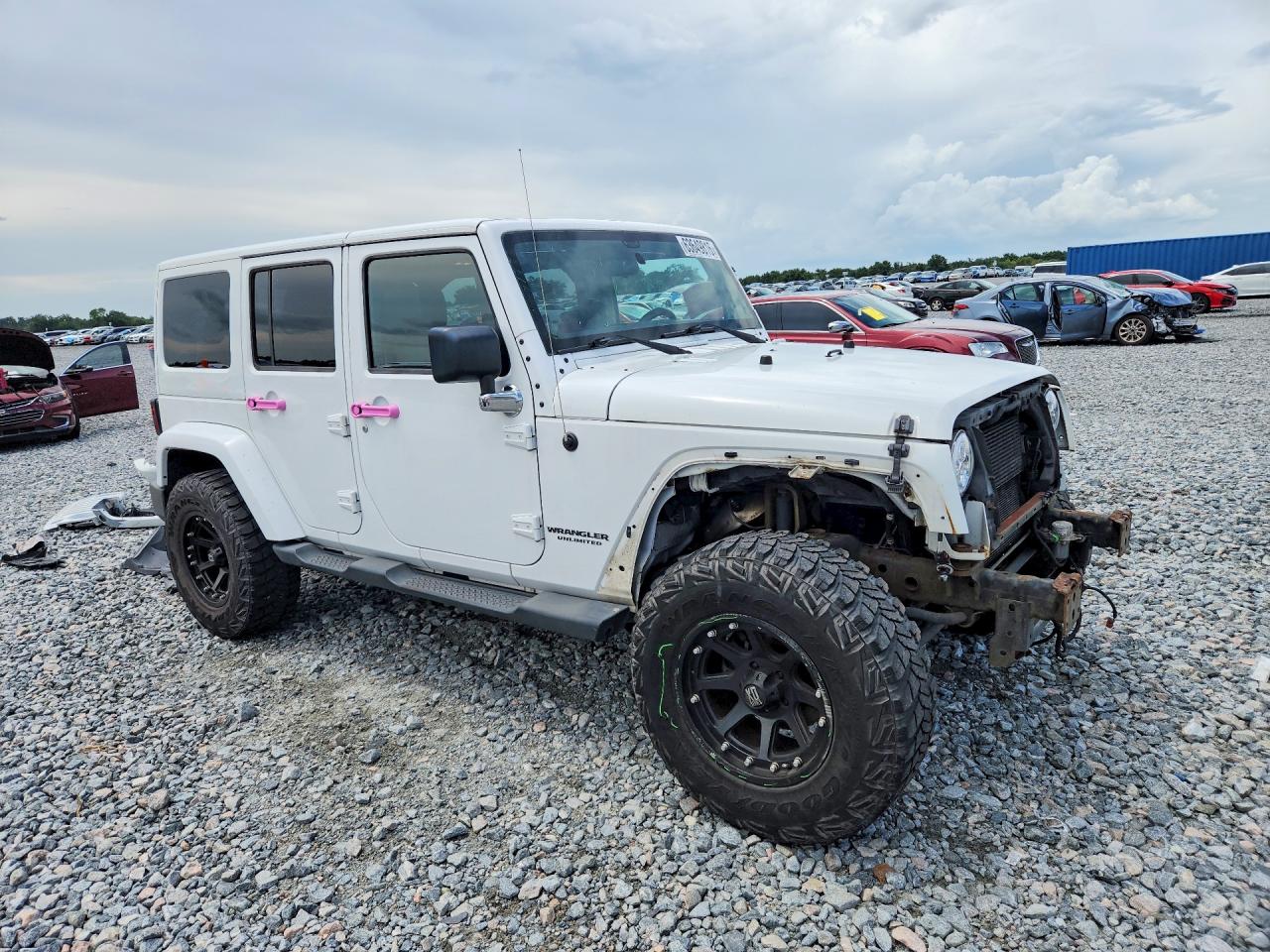2012 Jeep Wrangler Unlimited Sahara White vin: 1C4HJWEG2CL166578