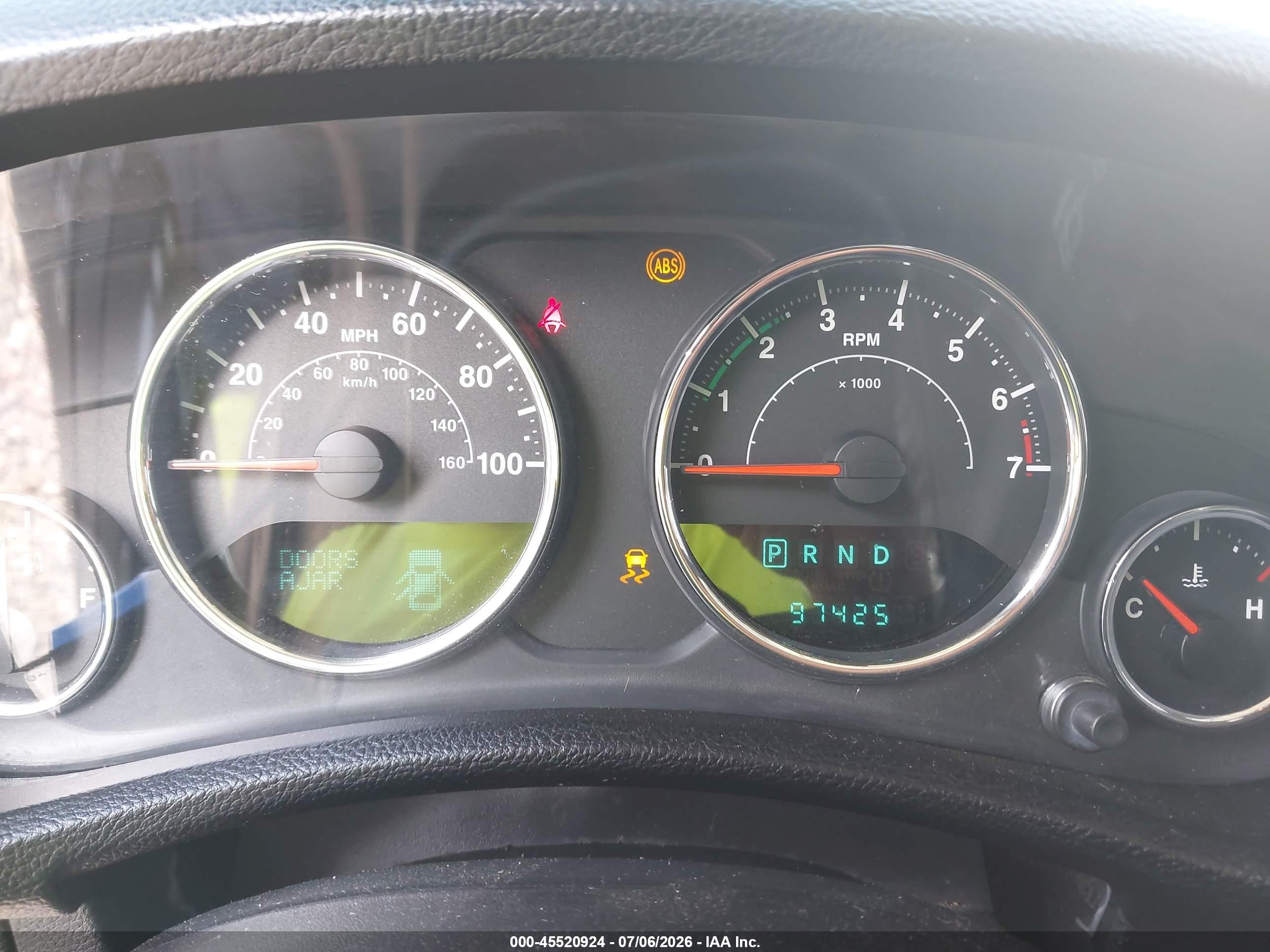 2014 Jeep Wrangler Unlimited Sahara Белый vin: 1C4HJWEG2EL123801
