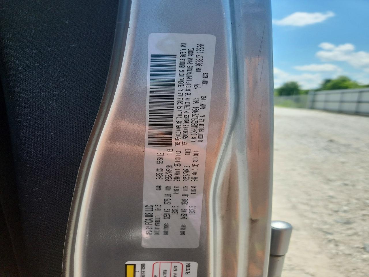 2015 Jeep Wrangler Unlimited Sahara Silver vin: 1C4HJWEG2FL707004