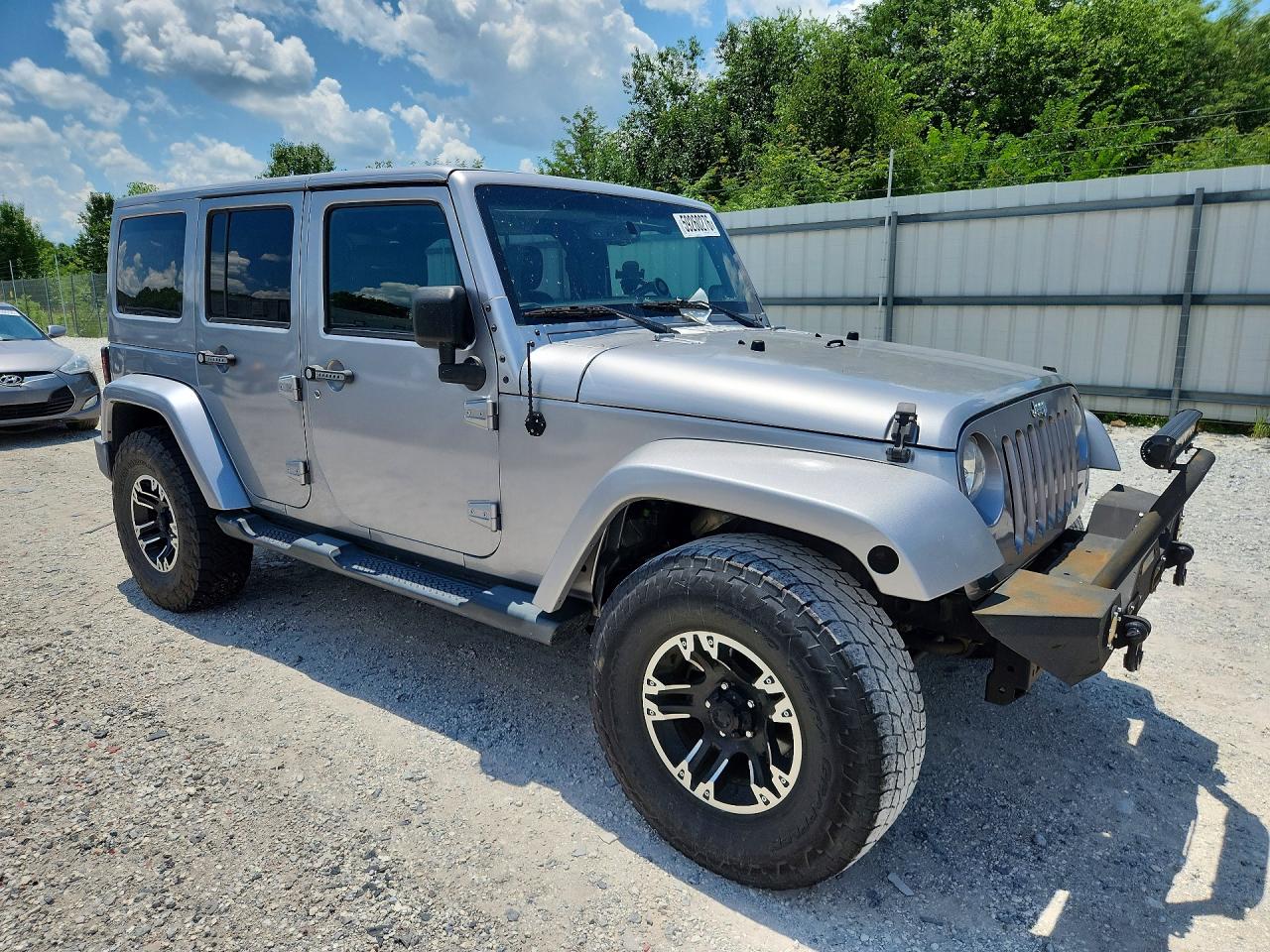 2015 Jeep Wrangler Unlimited Sahara Silver vin: 1C4HJWEG2FL707004