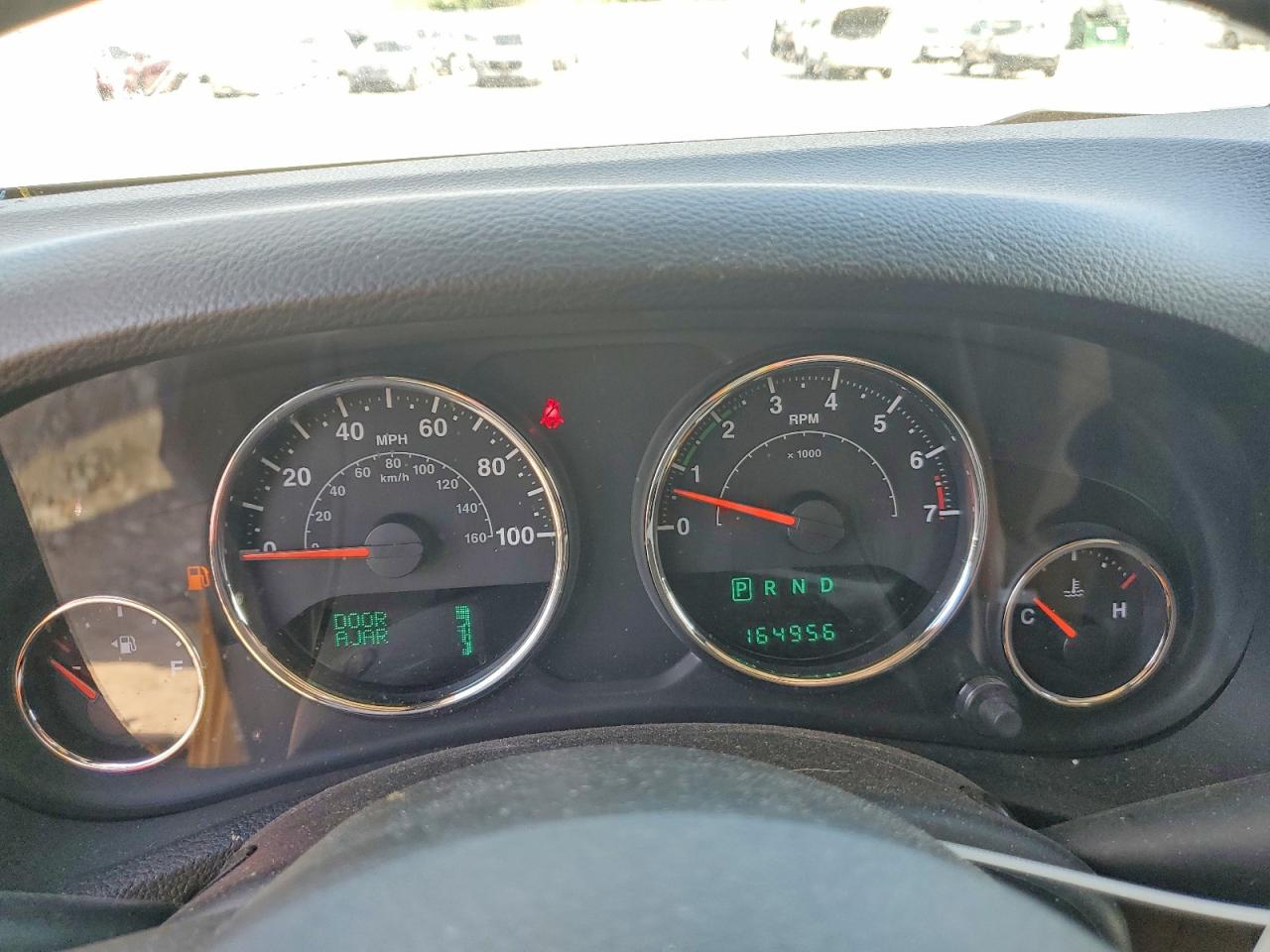 2013 Jeep Wrangler Unlimited Sahara Tan vin: 1C4HJWEG3DL628745