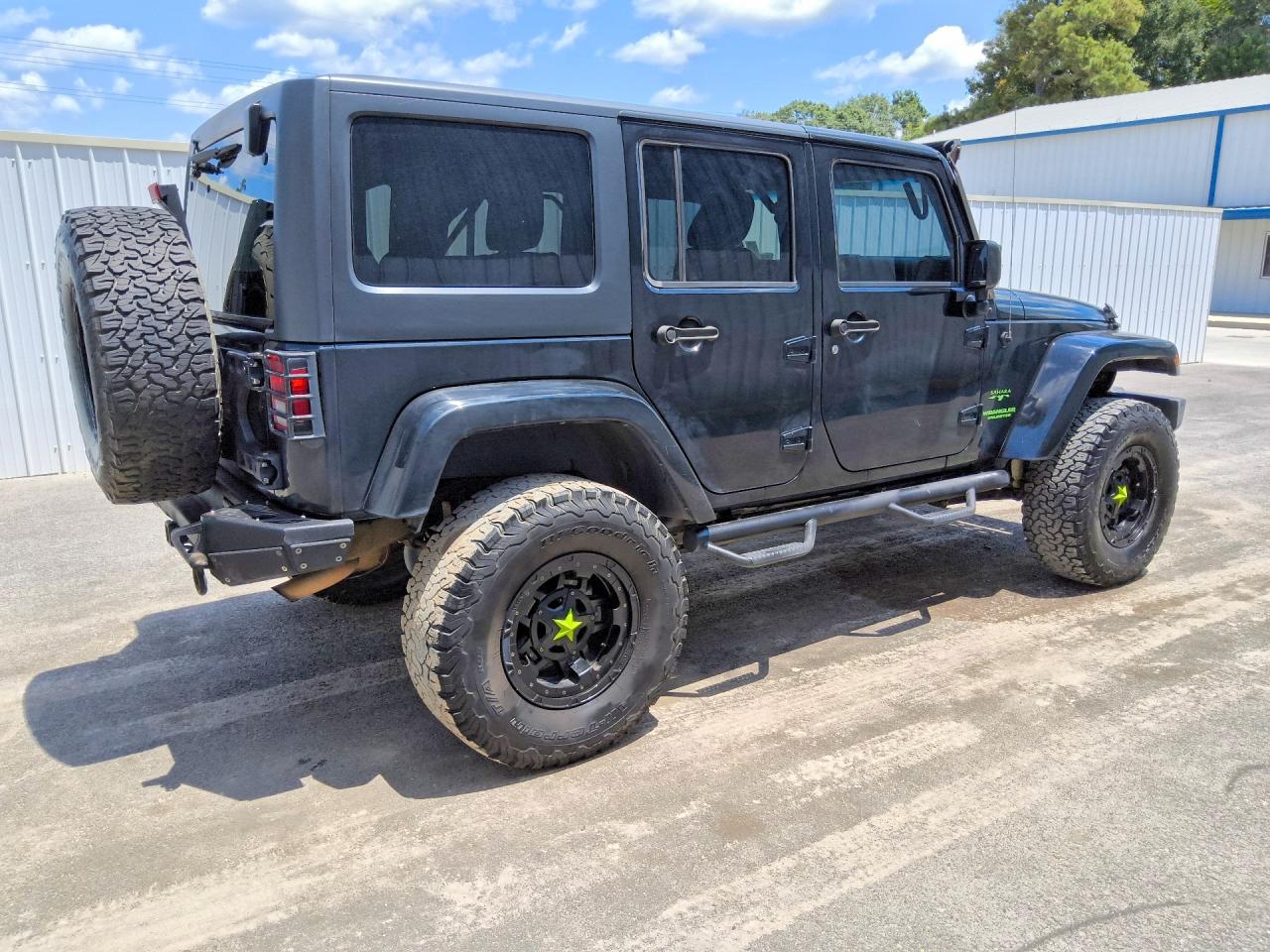 2015 Jeep Wrangler Unlimited Sahara Black vin: 1C4HJWEG3FL500508