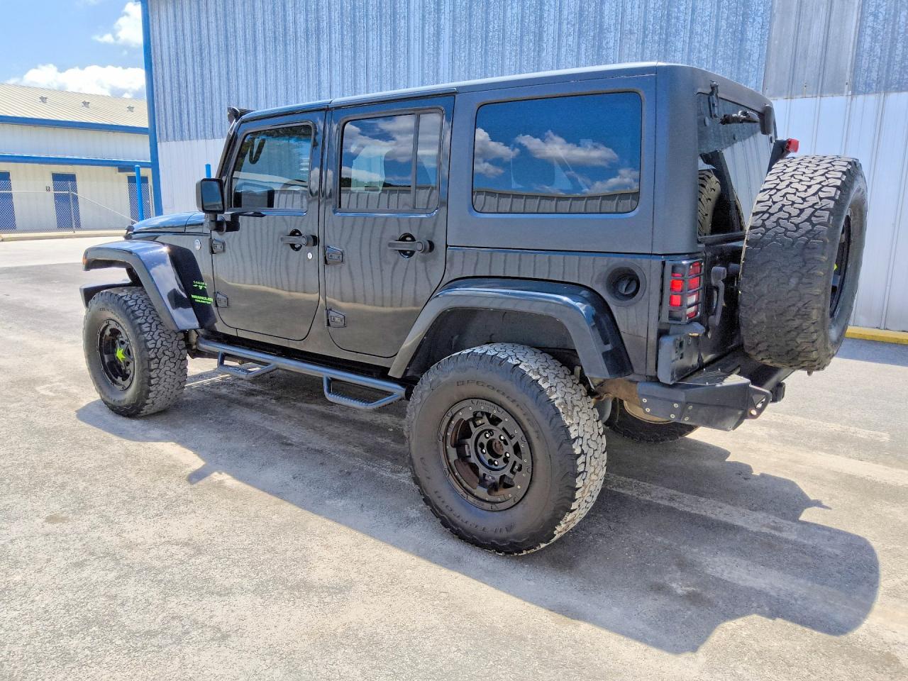2015 Jeep Wrangler Unlimited Sahara Black vin: 1C4HJWEG3FL500508