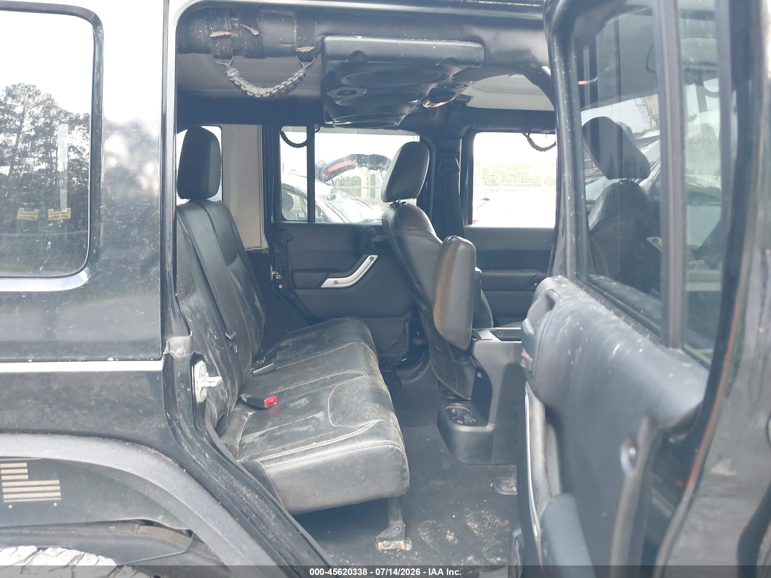 2015 Jeep Wrangler Unlimited Sahara Black vin: 1C4HJWEG3FL575869