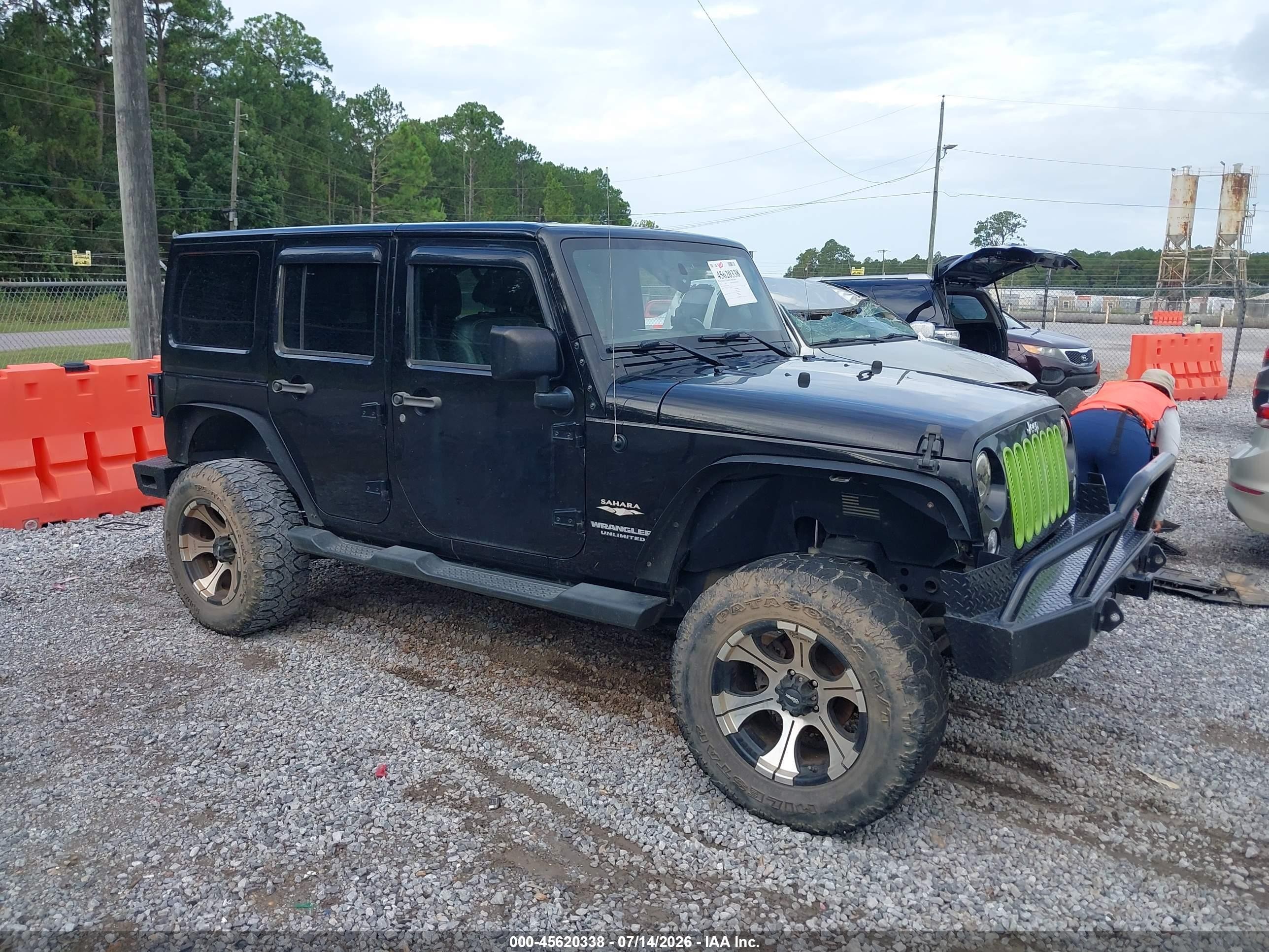 2015 Jeep Wrangler Unlimited Sahara Black vin: 1C4HJWEG3FL575869