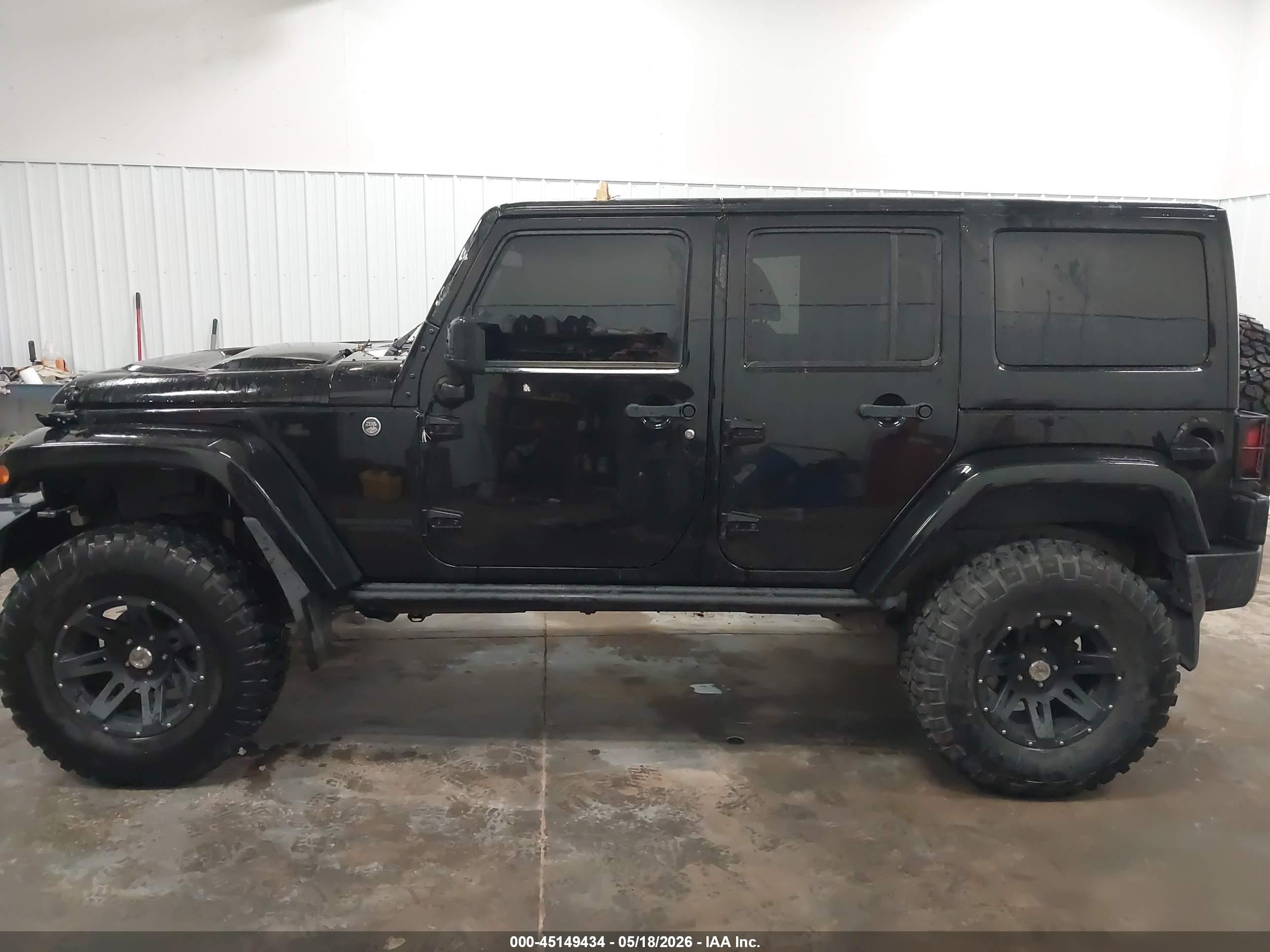 2015 Jeep Wrangler Unlimited Altitude Black vin: 1C4HJWEG3FL713944