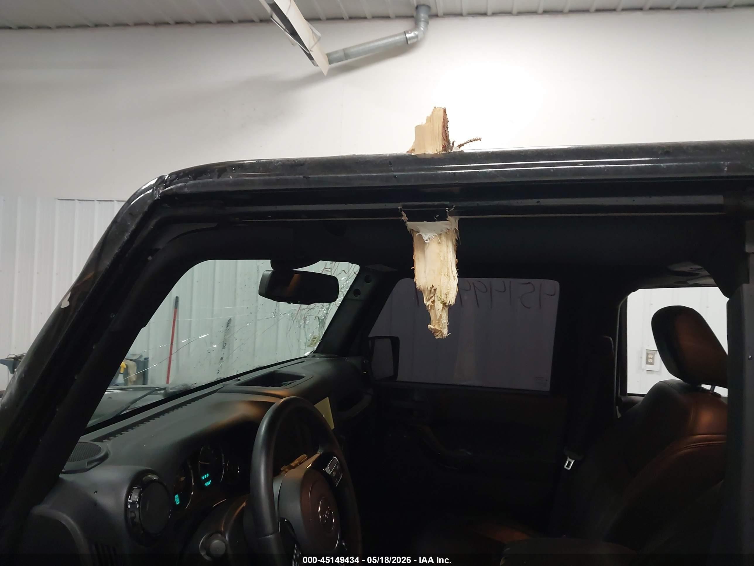 2015 Jeep Wrangler Unlimited Altitude Black vin: 1C4HJWEG3FL713944