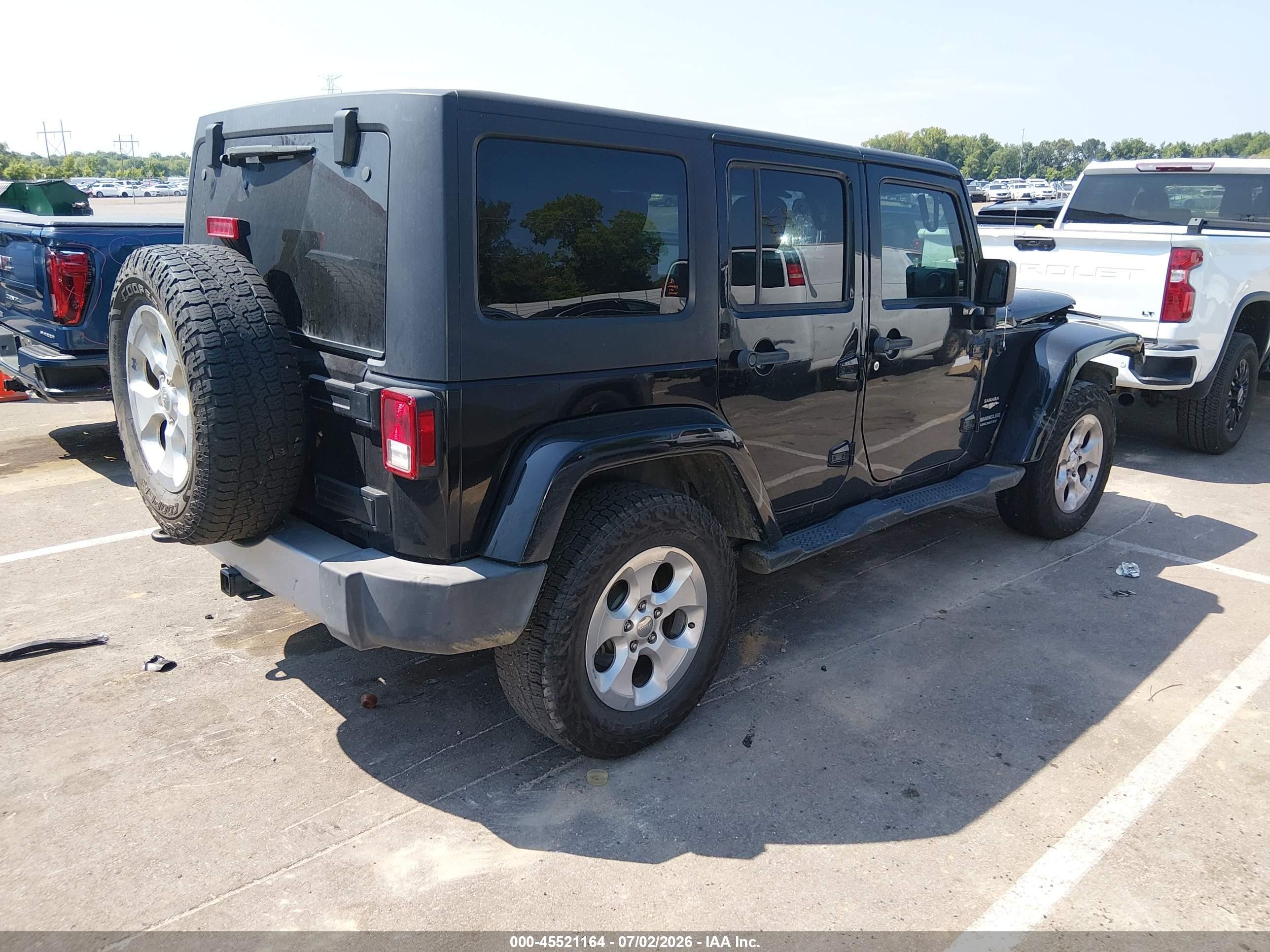 2015 Jeep Wrangler Unlimited Sahara Black vin: 1C4HJWEG3FL751948