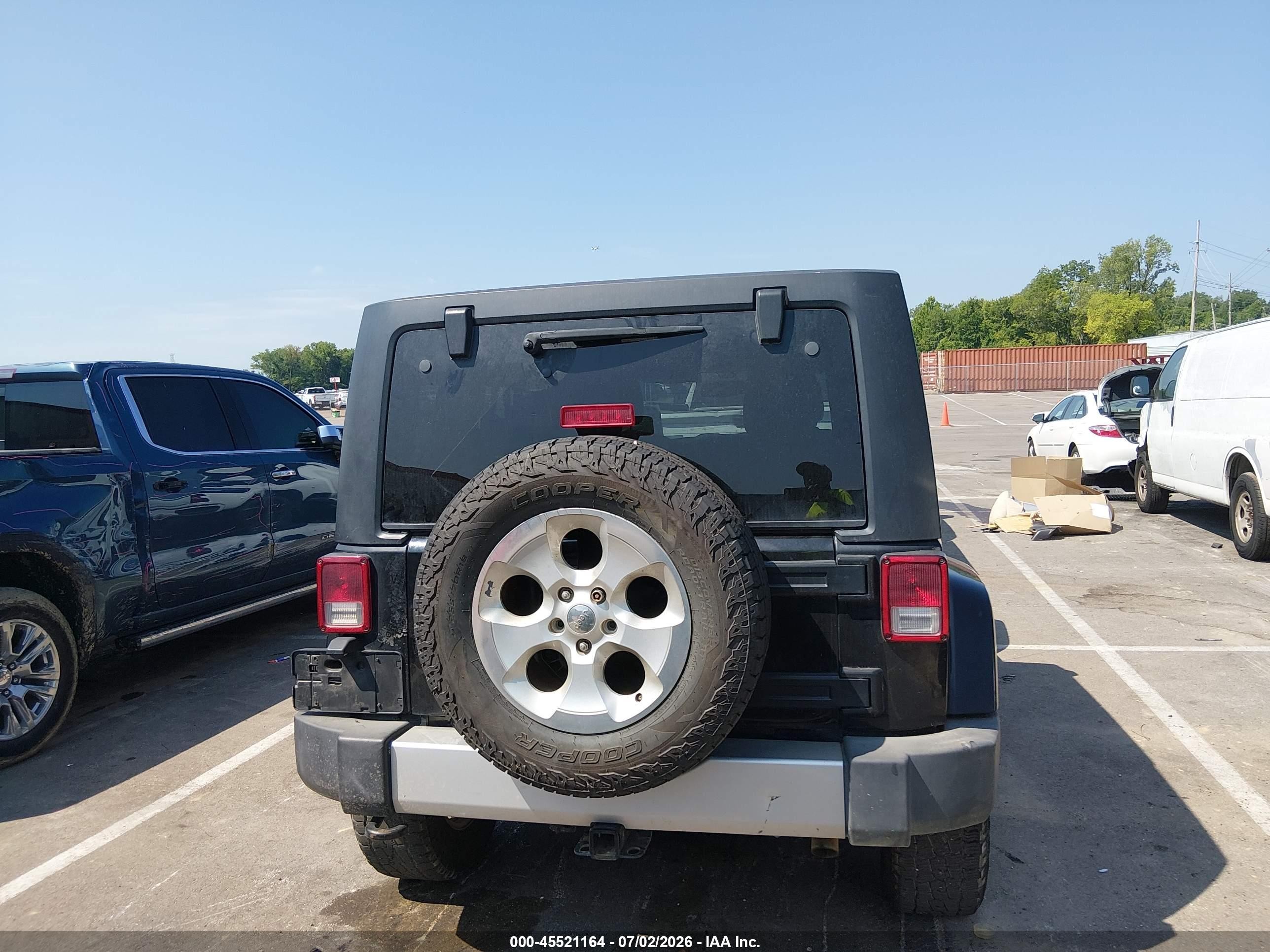 2015 Jeep Wrangler Unlimited Sahara Black vin: 1C4HJWEG3FL751948