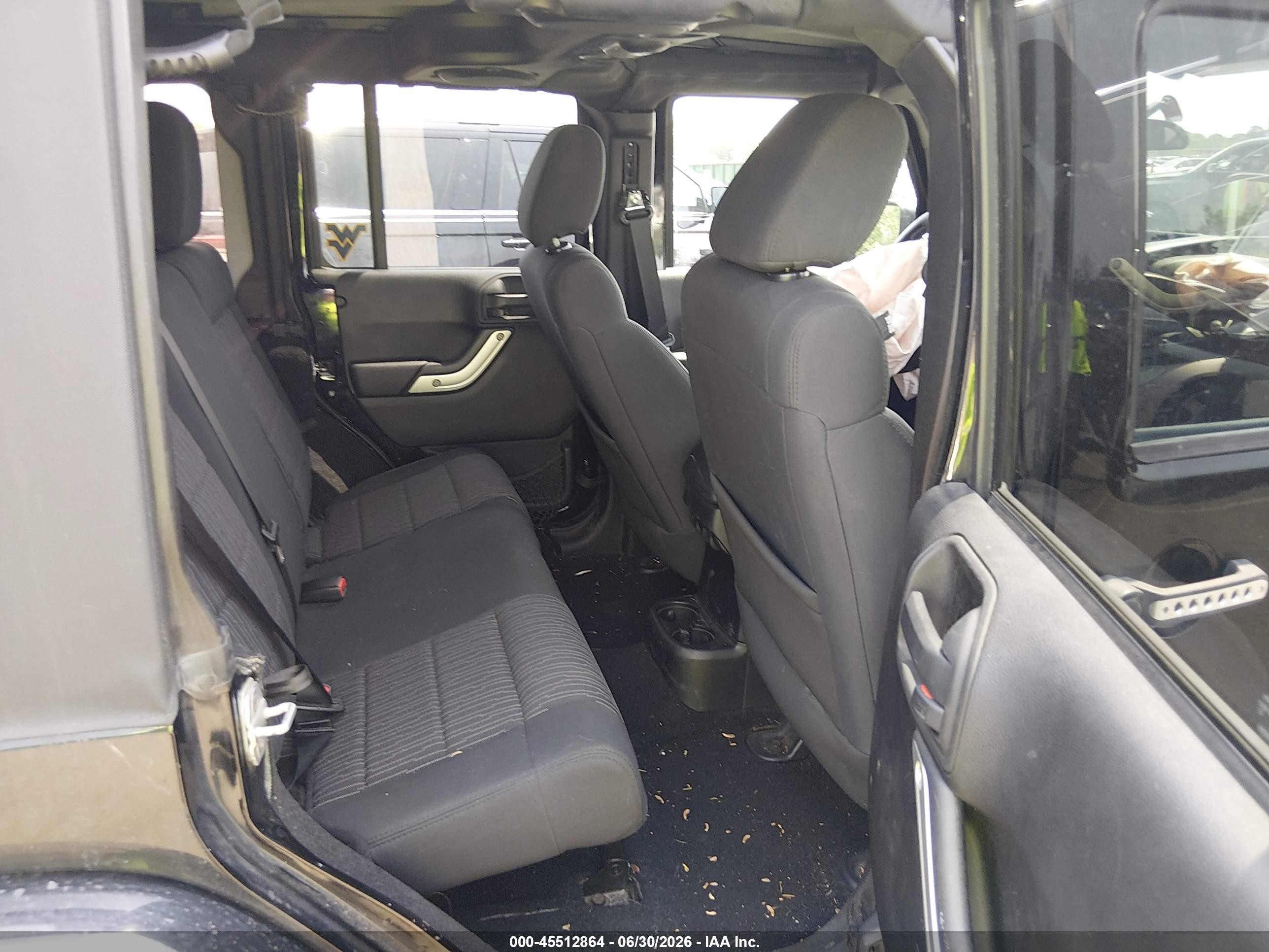 2012 Jeep Wrangler Unlimited Sahara Black vin: 1C4HJWEG5CL103751