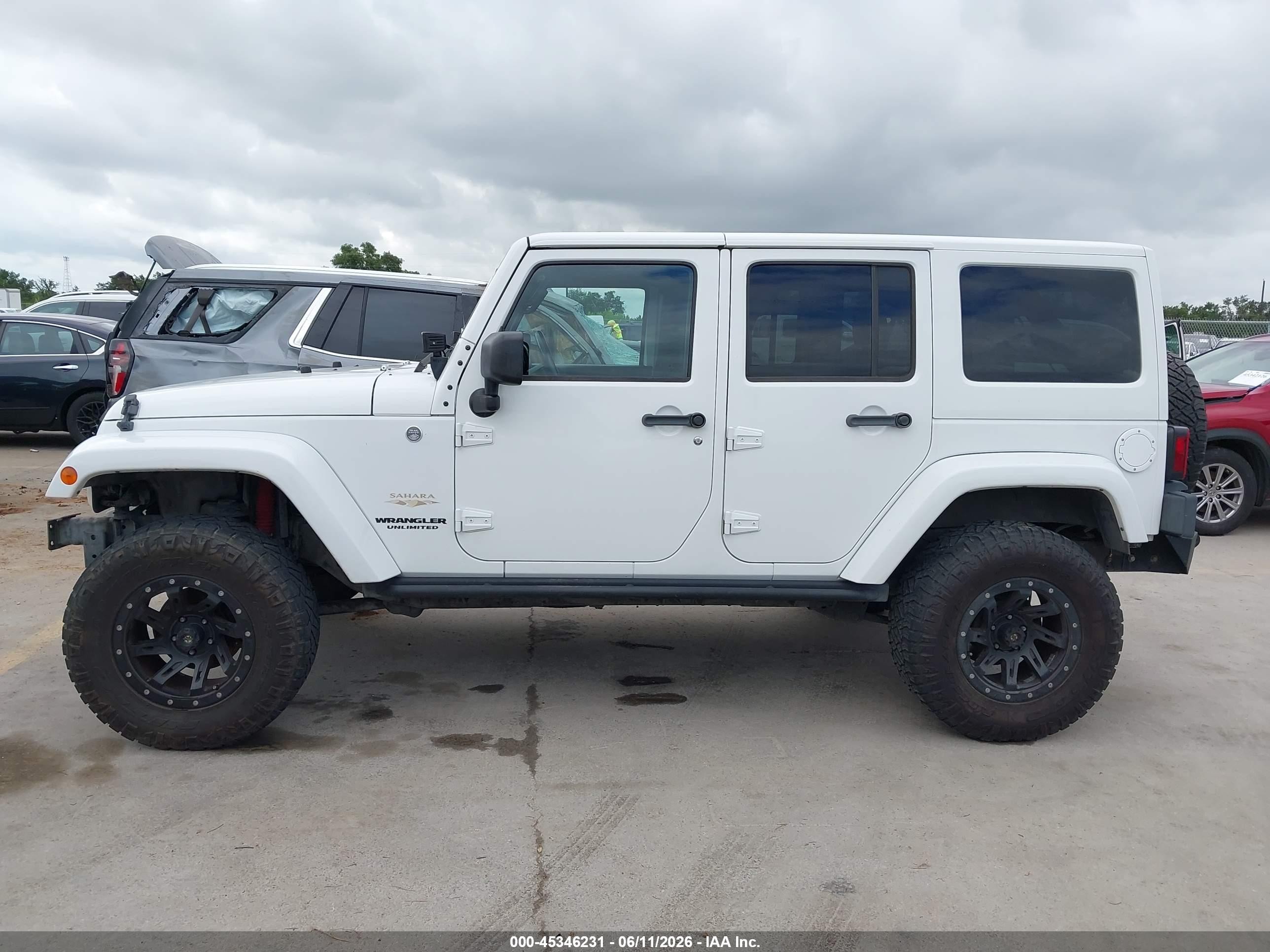 2013 Jeep Wrangler Unlimited Sahara Белый vin: 1C4HJWEG5DL505013