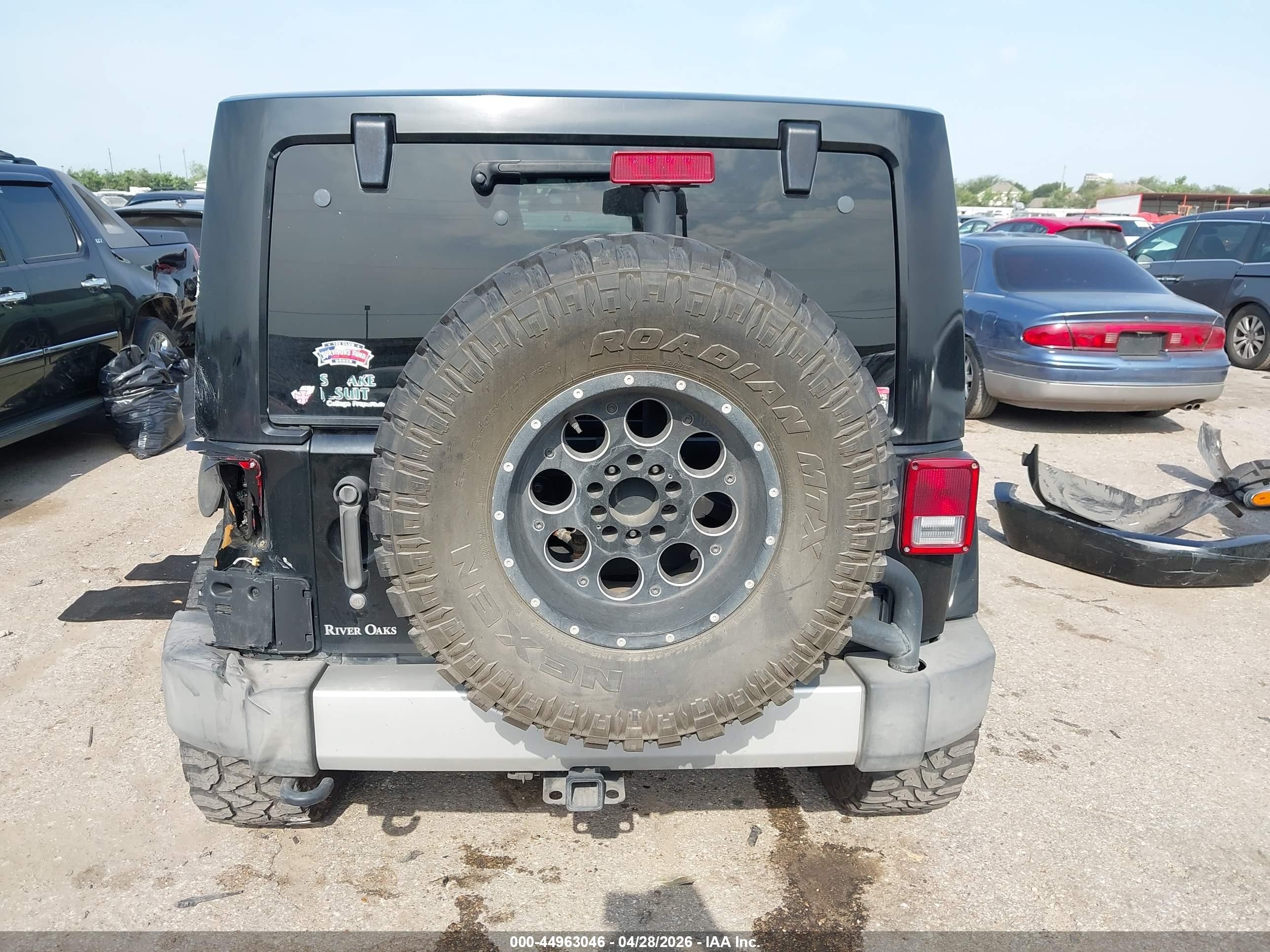 2014 Jeep Wrangler Unlimited Sahara Black vin: 1C4HJWEG5EL104658