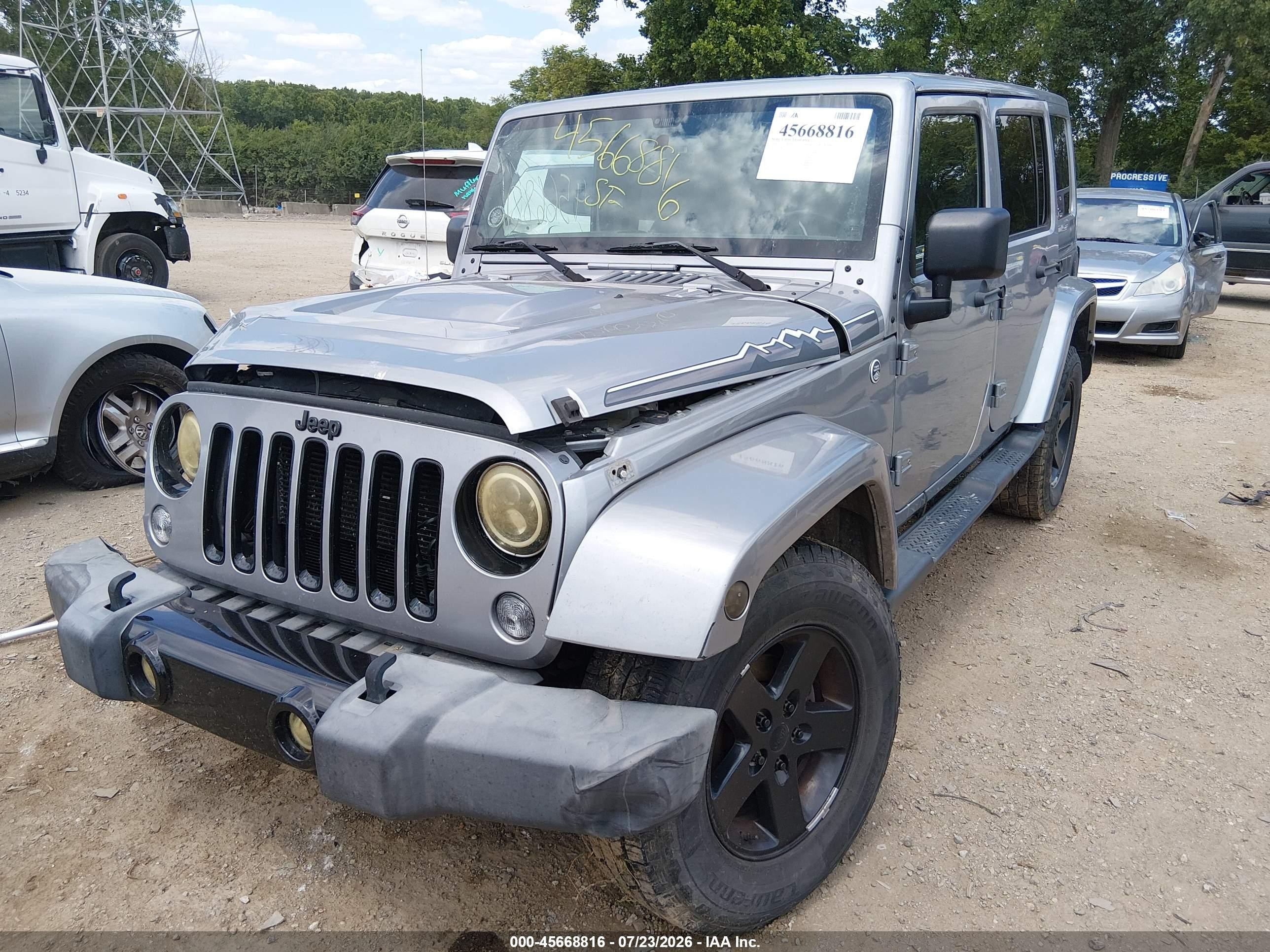 2014 Jeep Wrangler Unlimited Polar Edition Silver vin: 1C4HJWEG5EL170787