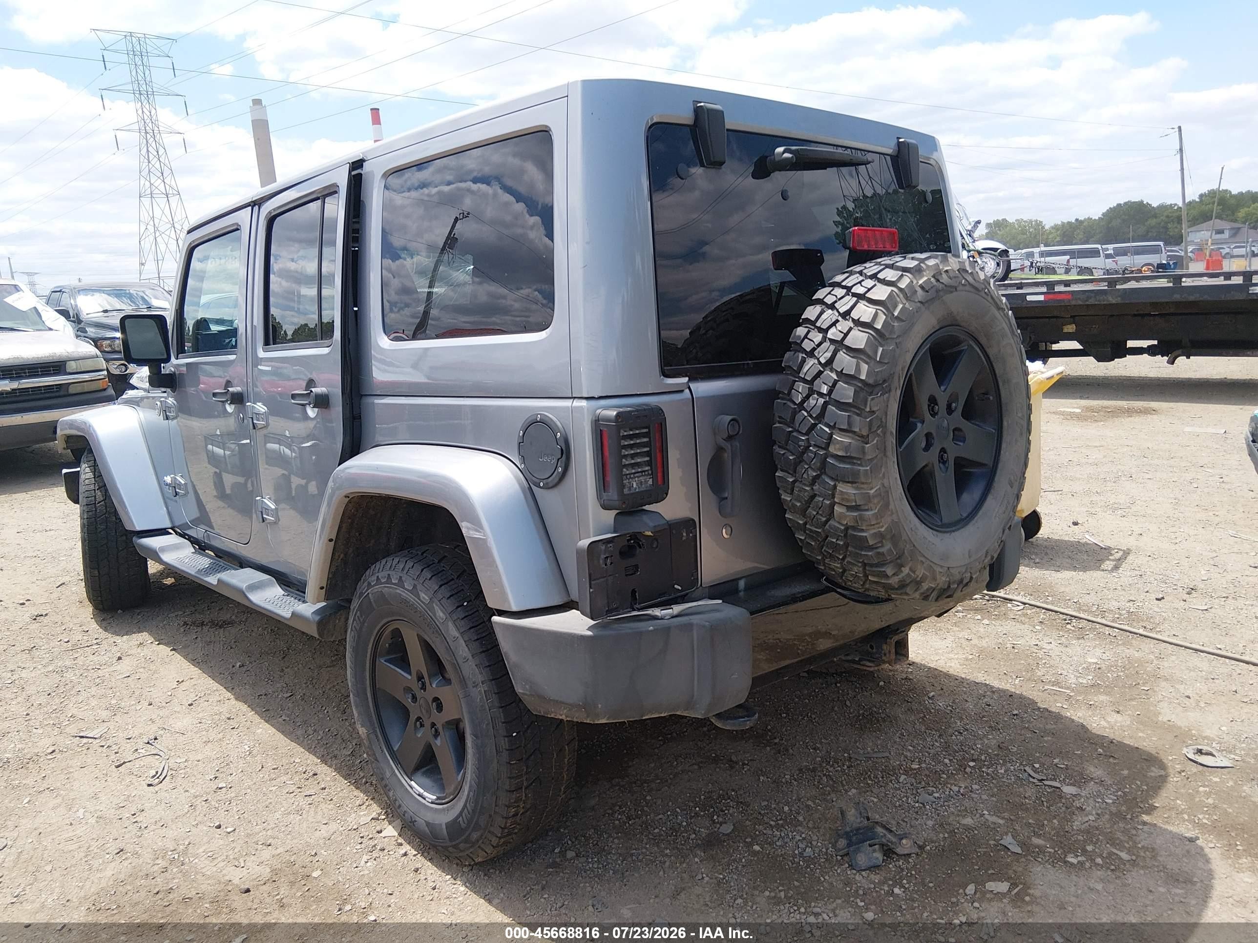 2014 Jeep Wrangler Unlimited Polar Edition Silver vin: 1C4HJWEG5EL170787