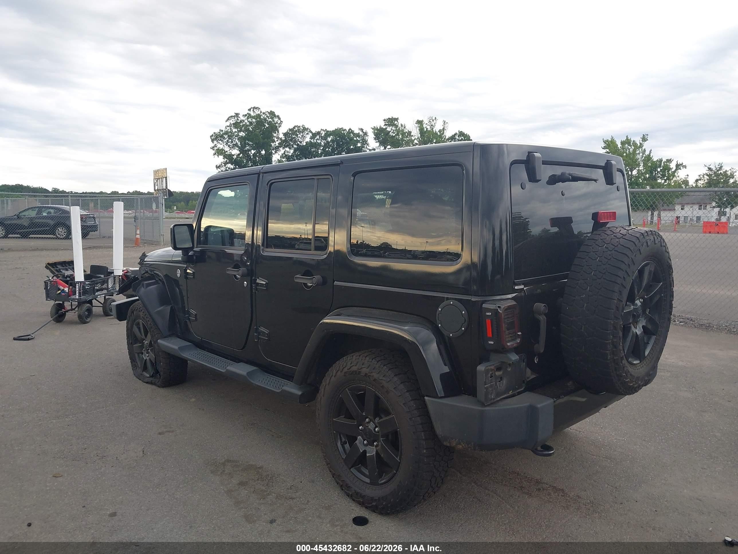 2014 Jeep Wrangler Unlimited Altitude Black vin: 1C4HJWEG5EL320249