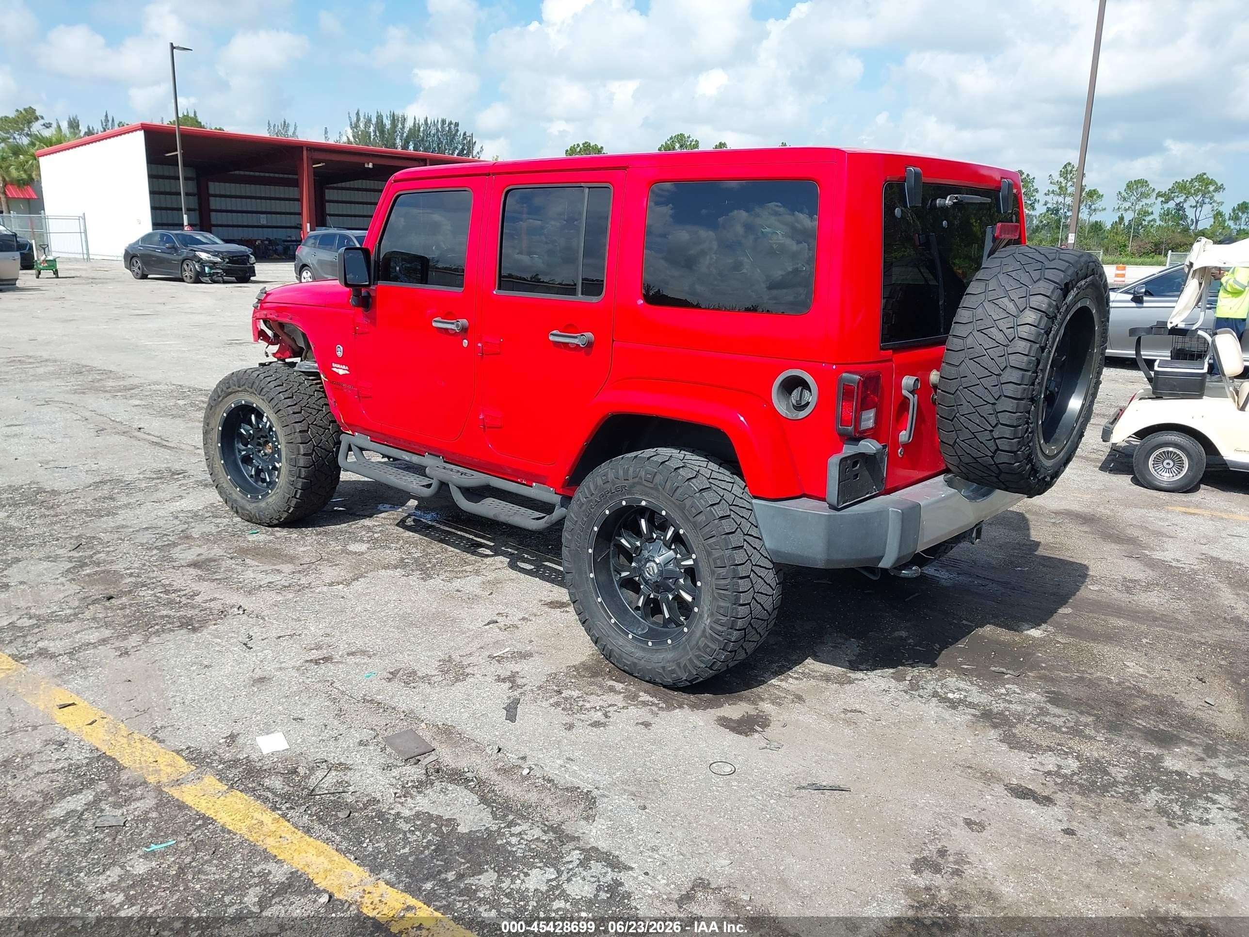 2015 Jeep Wrangler Unlimited Sahara Red vin: 1C4HJWEG5FL537799