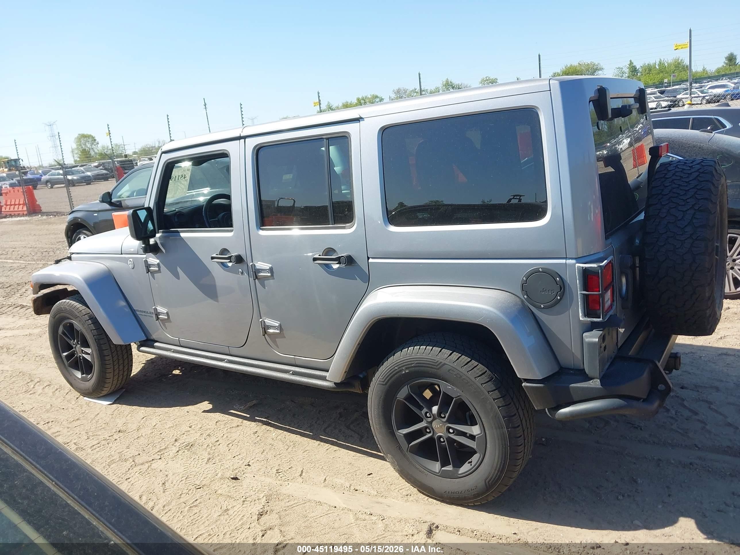 2017 Jeep Wrangler Unlimited Winter 4x4 Silver vin: 1C4HJWEG5HL562141
