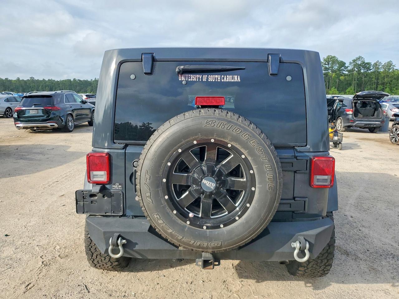 2017 Jeep Wrangler Unlimited Sahara Gray vin: 1C4HJWEG5HL697863