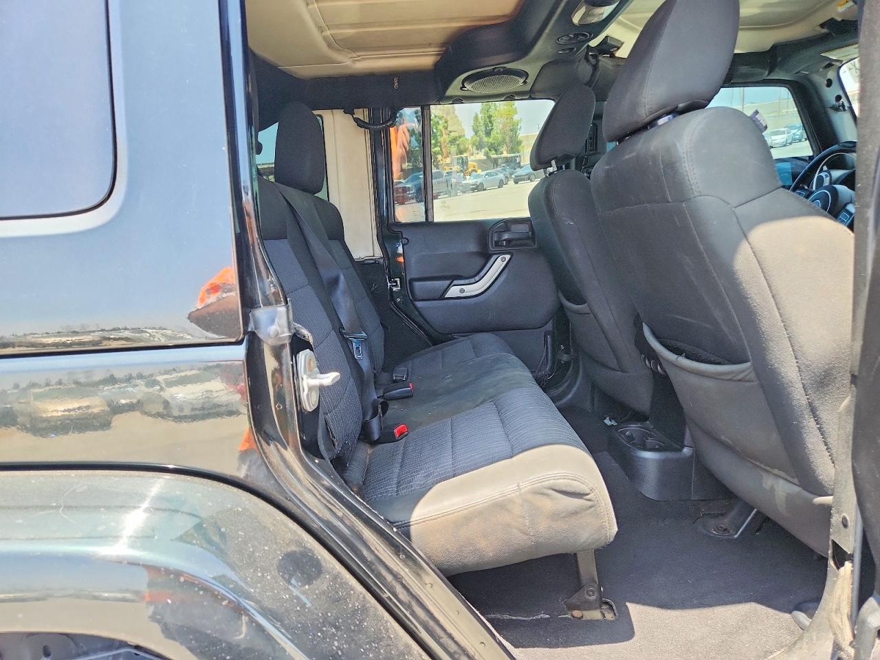 2012 Jeep Wrangler Unlimited Sahara Black vin: 1C4HJWEG6CL209643