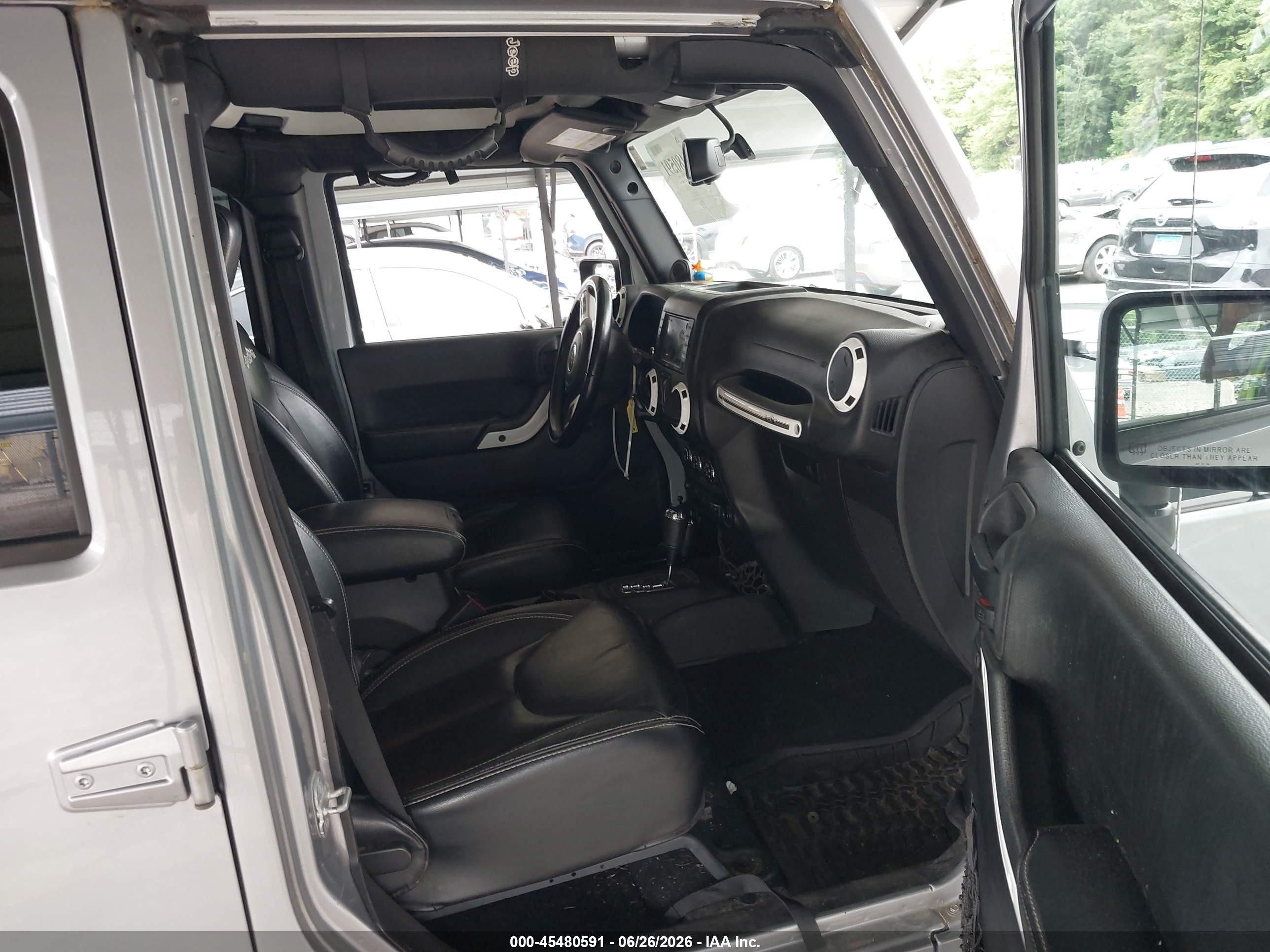 2014 Jeep Wrangler Unlimited Polar Edition Серебряный vin: 1C4HJWEG6EL224968
