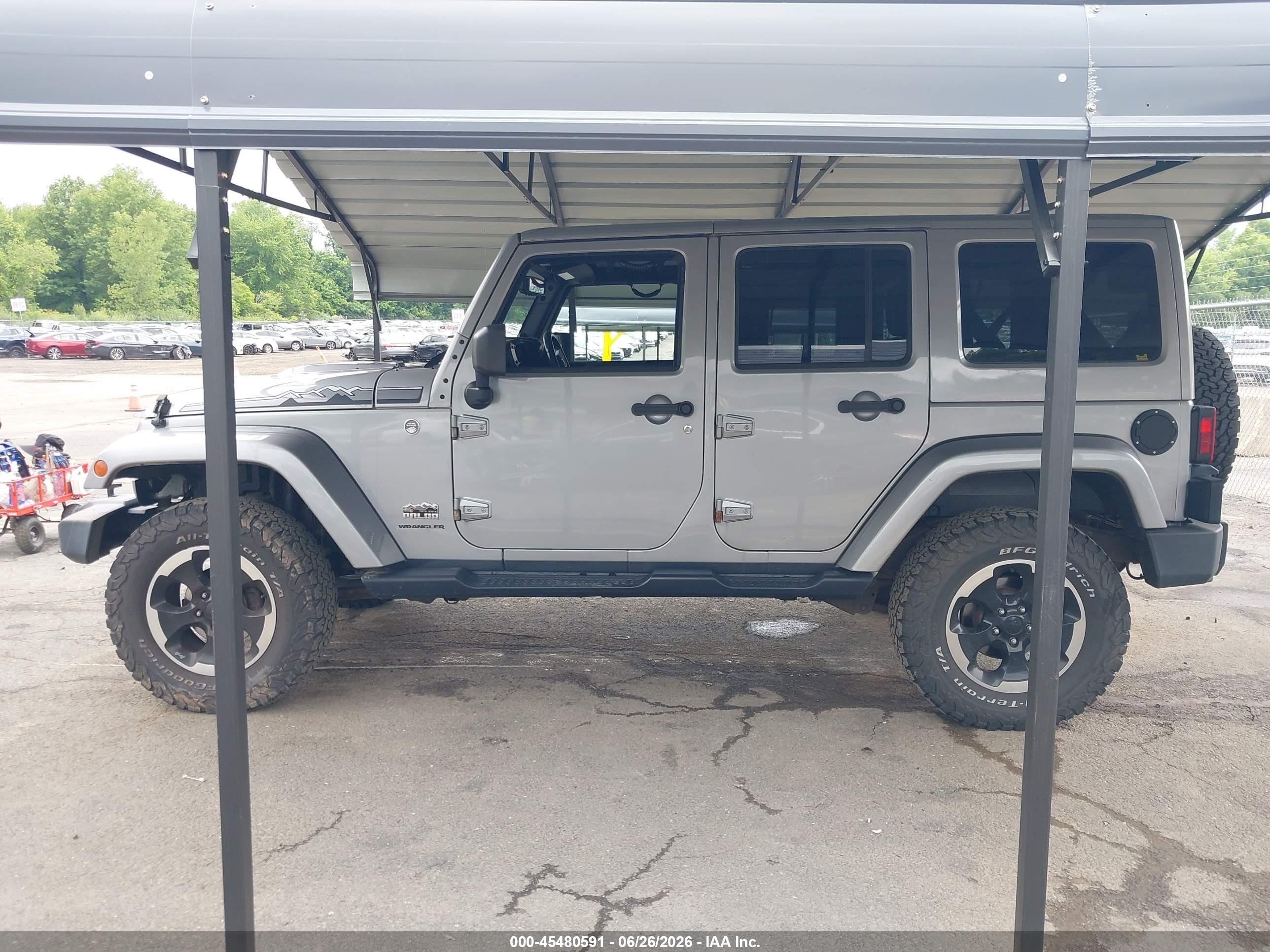 2014 Jeep Wrangler Unlimited Polar Edition Серебряный vin: 1C4HJWEG6EL224968