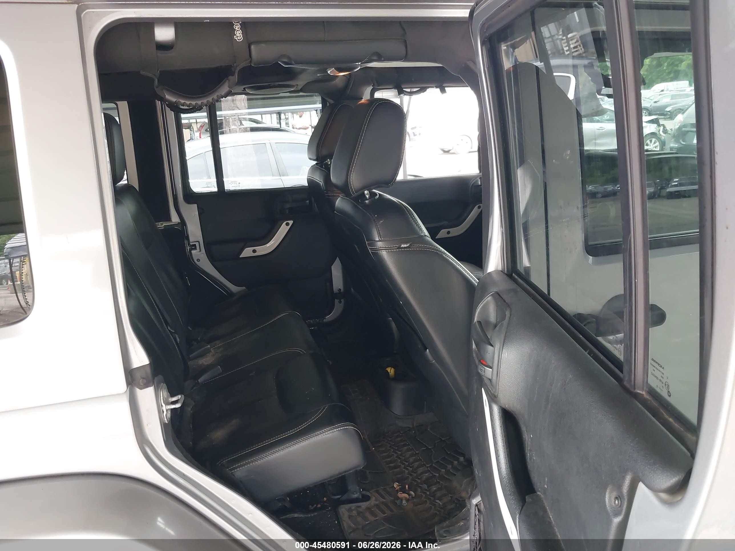 2014 Jeep Wrangler Unlimited Polar Edition Серебряный vin: 1C4HJWEG6EL224968