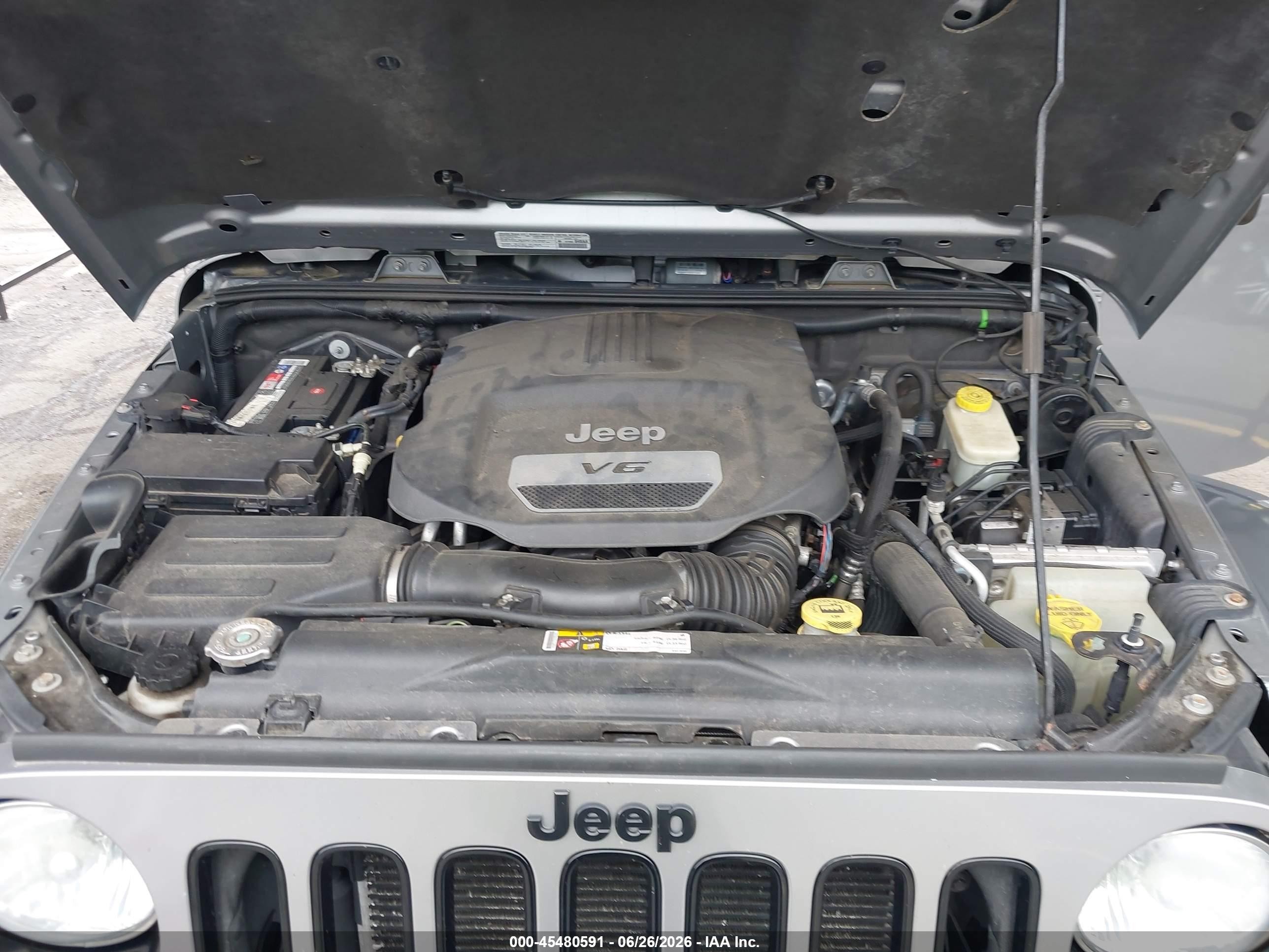 2014 Jeep Wrangler Unlimited Polar Edition Серебряный vin: 1C4HJWEG6EL224968