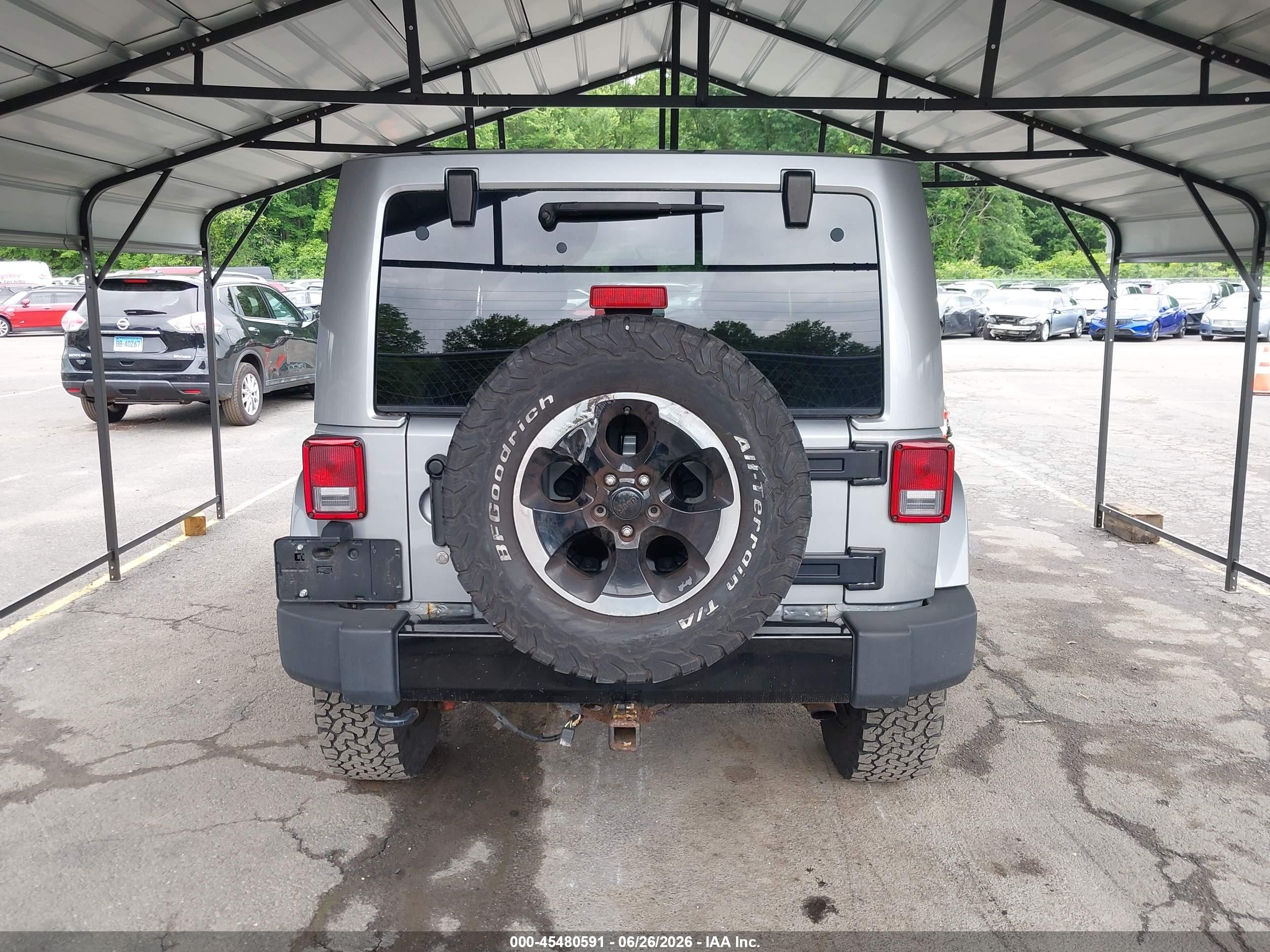 2014 Jeep Wrangler Unlimited Polar Edition Серебряный vin: 1C4HJWEG6EL224968