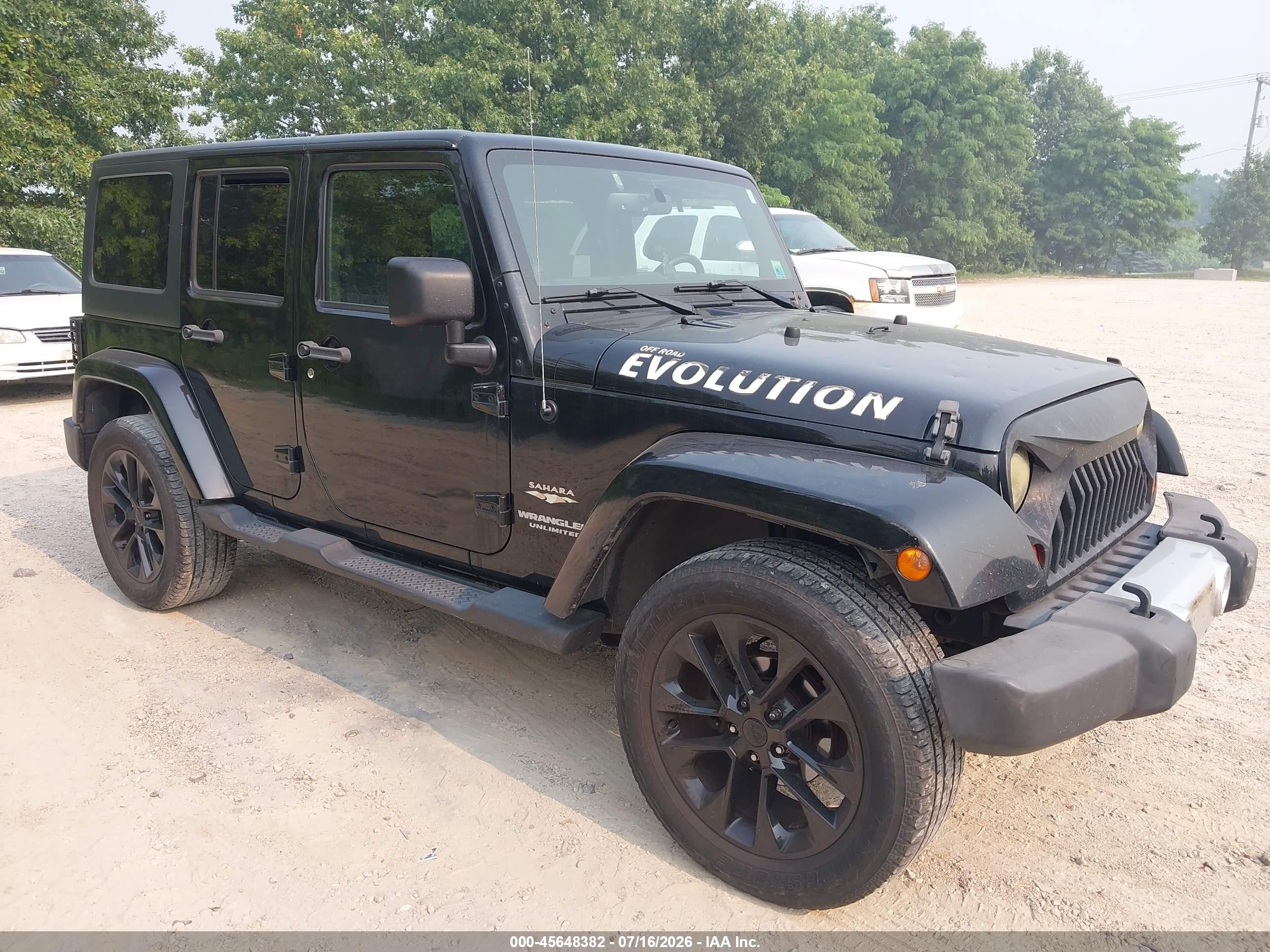 2012 Jeep Wrangler Unlimited Sahara Black vin: 1C4HJWEG7CL209280