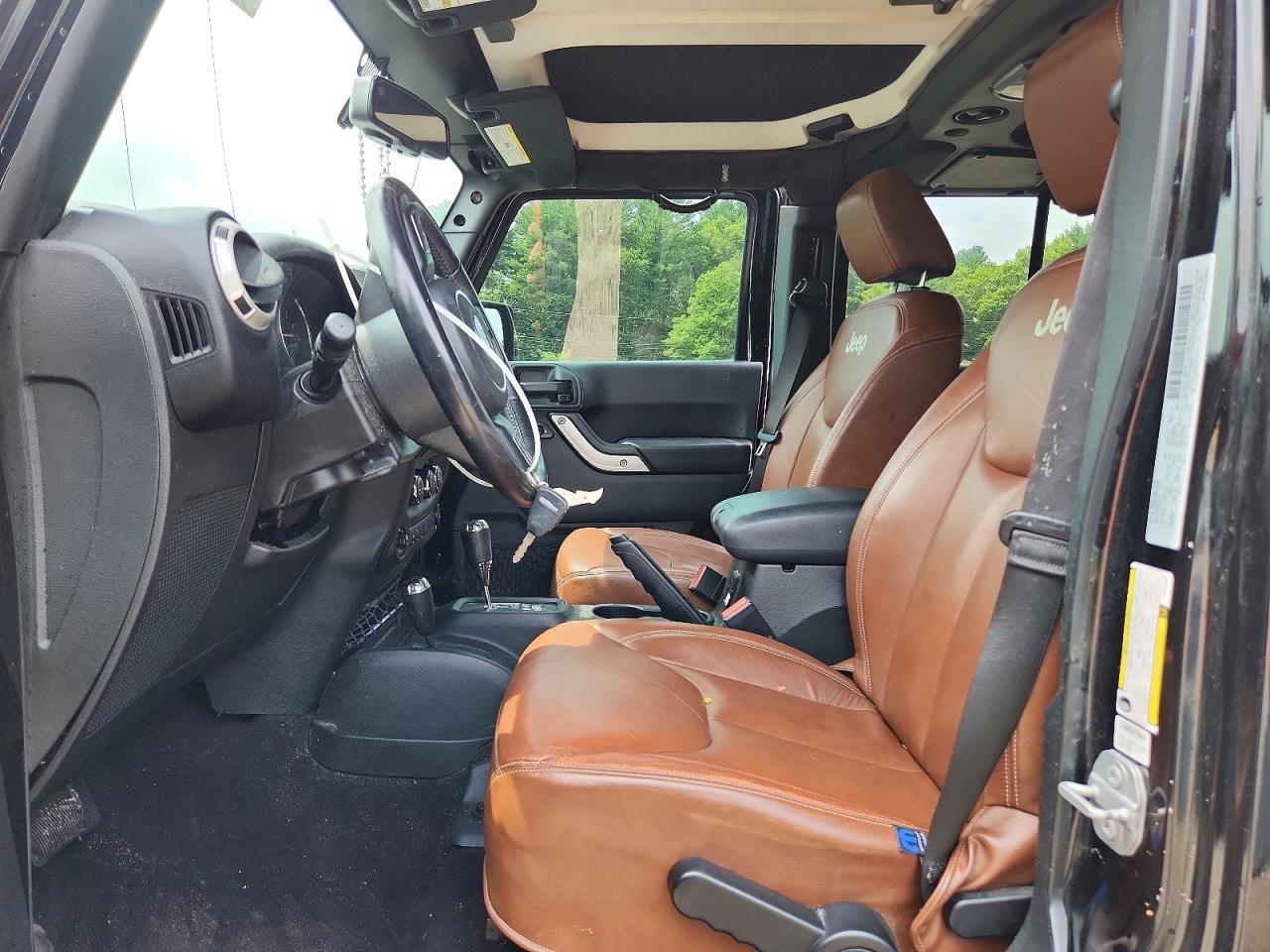 2017 Jeep Wrangler Unlimited Sahara Black vin: 1C4HJWEG7HL666307