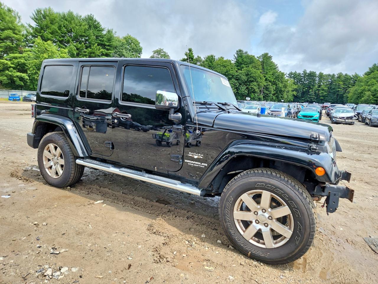 2017 Jeep Wrangler Unlimited Sahara Black vin: 1C4HJWEG7HL666307