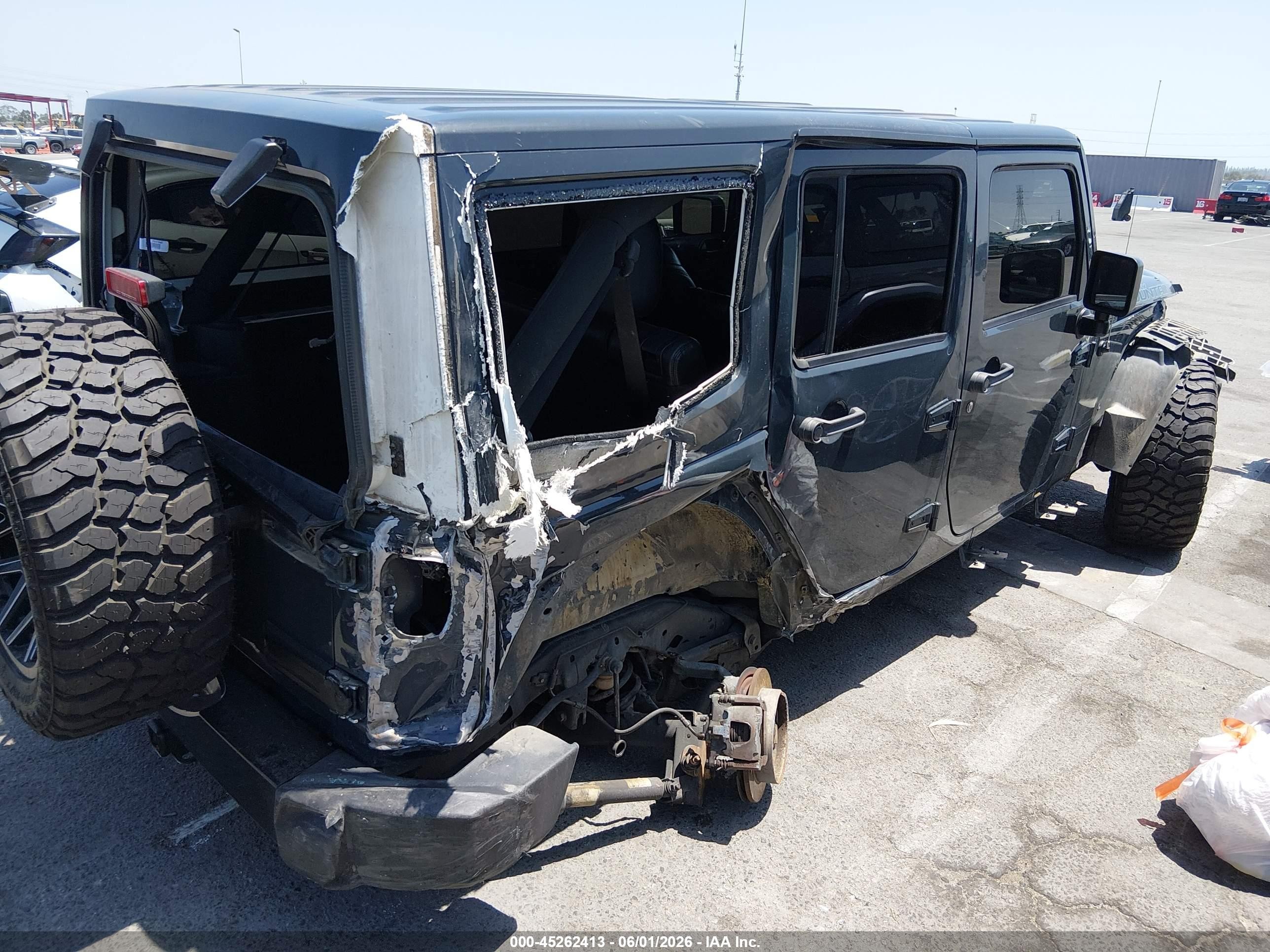 2017 Jeep Wrangler Unlimited Smoky Mountain 4x4 Gray vin: 1C4HJWEG7HL674987