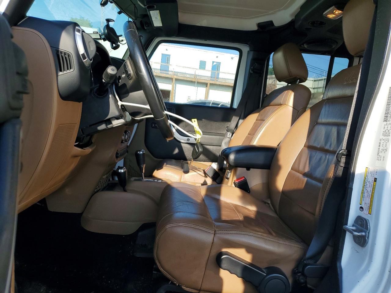 2012 Jeep Wrangler Unlimited Sahara Белый vin: 1C4HJWEG8CL139112