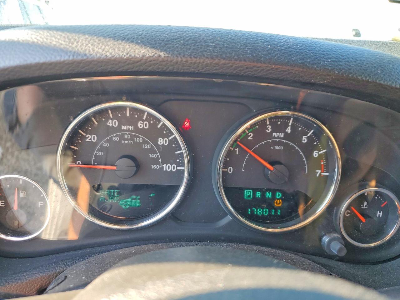 2012 Jeep Wrangler Unlimited Sahara Белый vin: 1C4HJWEG8CL139112