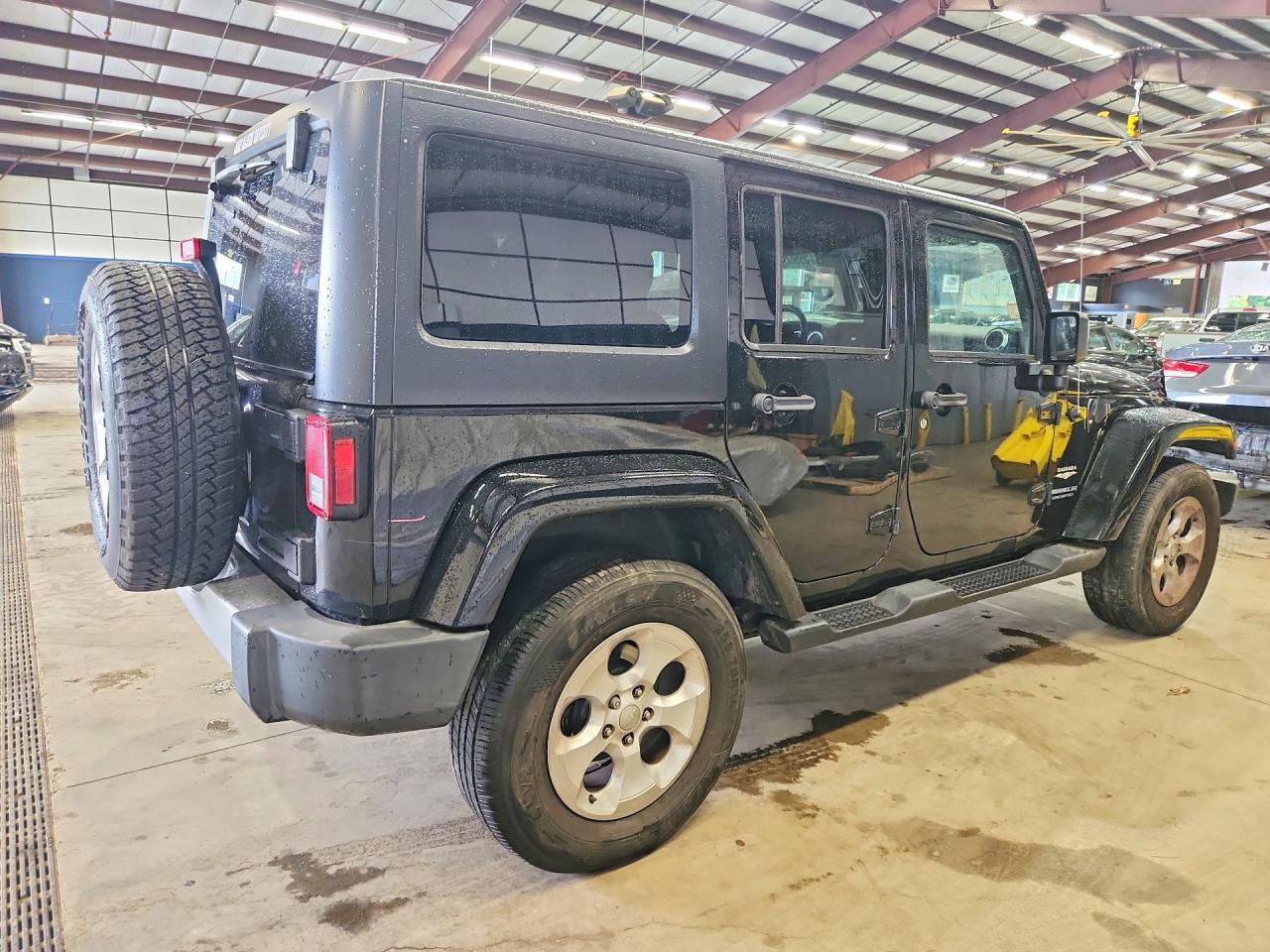 2015 Jeep Wrangler Unlimited Sahara Black vin: 1C4HJWEG8FL545279